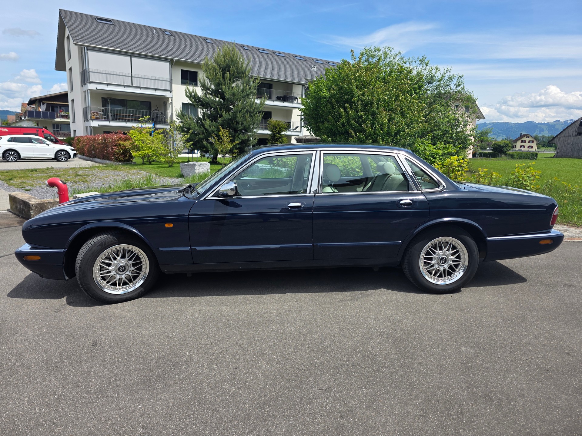 DAIMLER Kurzversion-image-0