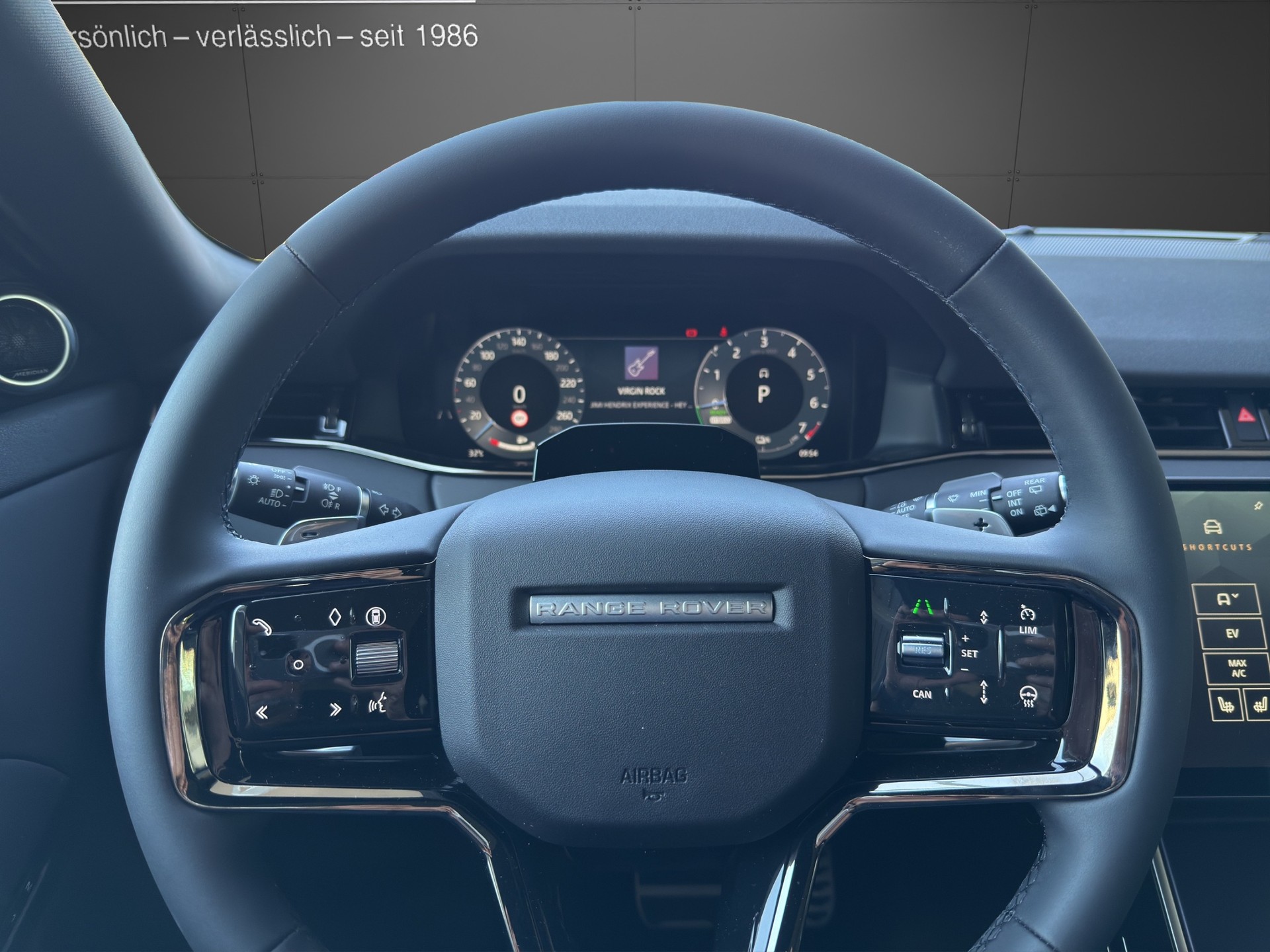 LAND ROVER Range Rover Evoque P 270e Hoxton Edition AT9-image-11