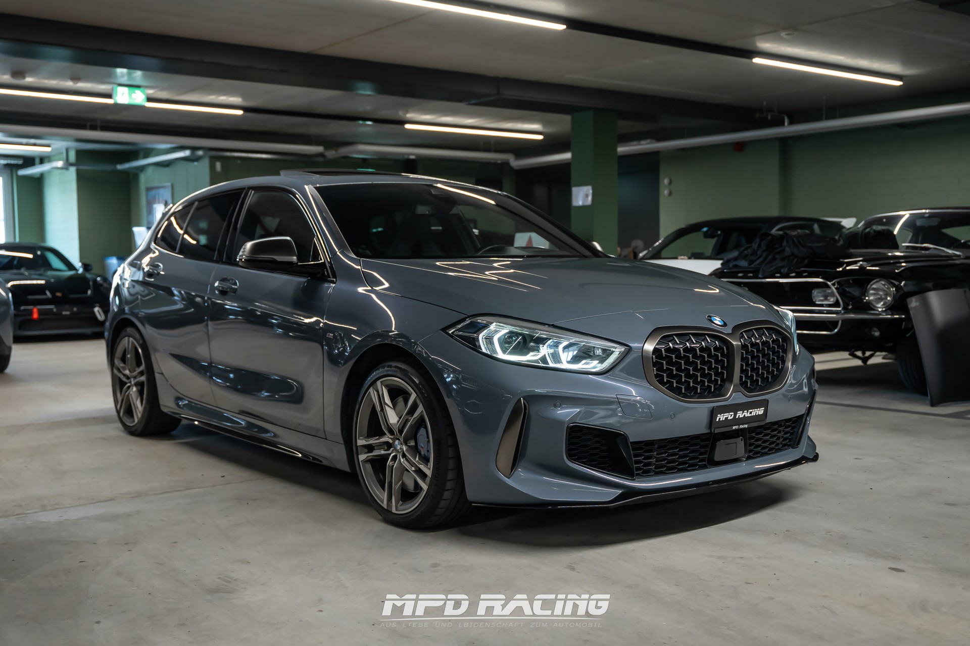 BMW M135i xDrive Steptronic-image-2