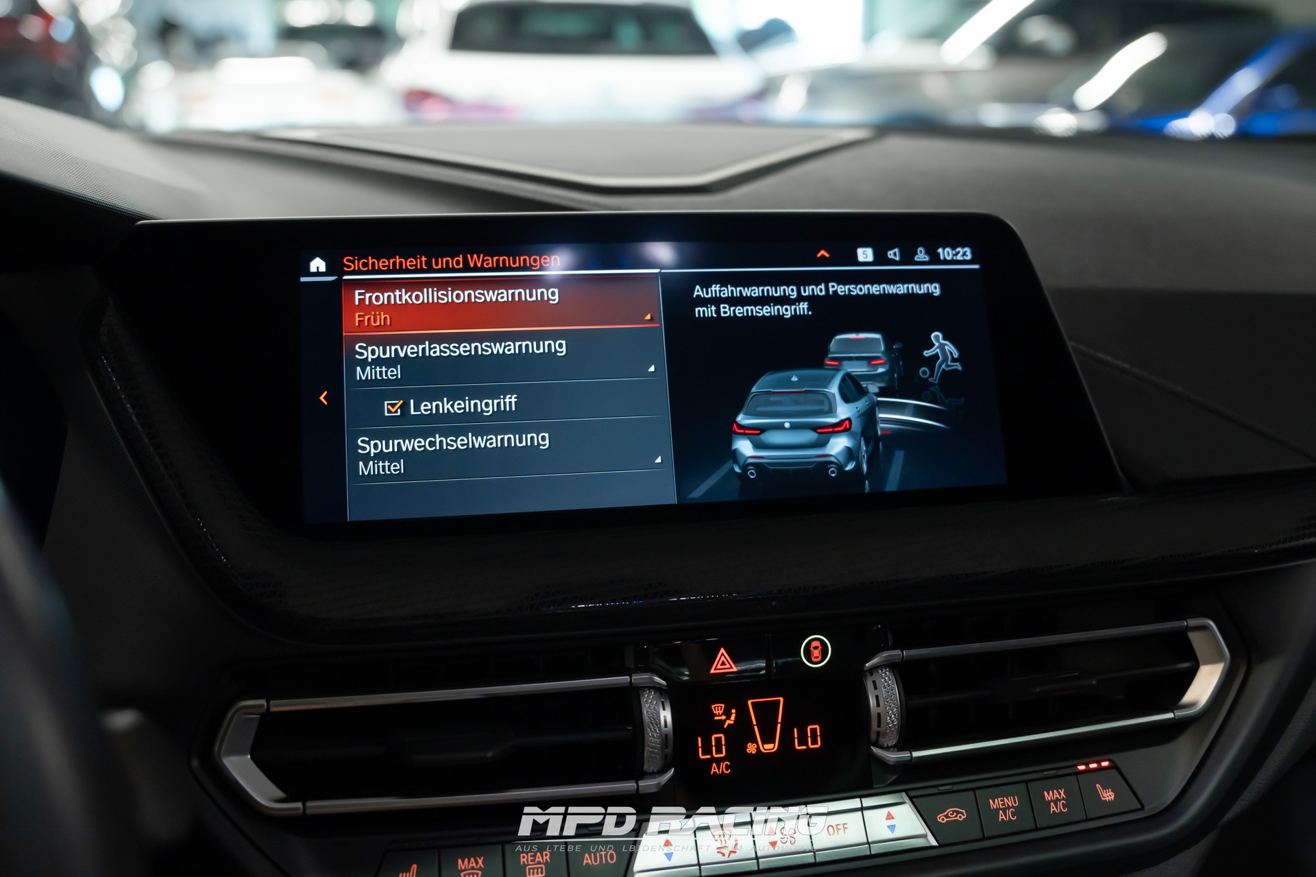 BMW M135i xDrive Steptronic-image-31