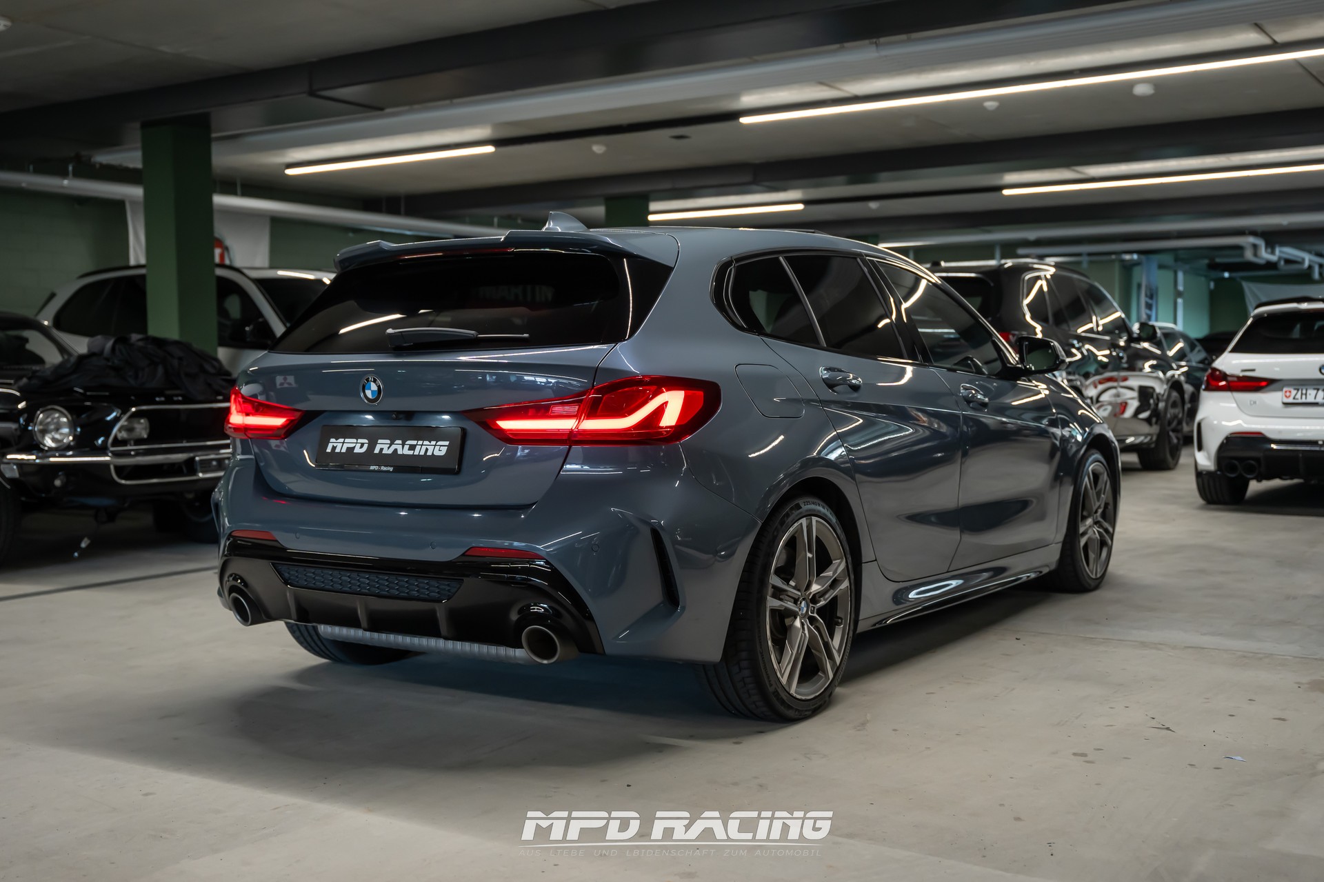 BMW M135i xDrive Steptronic-image-3