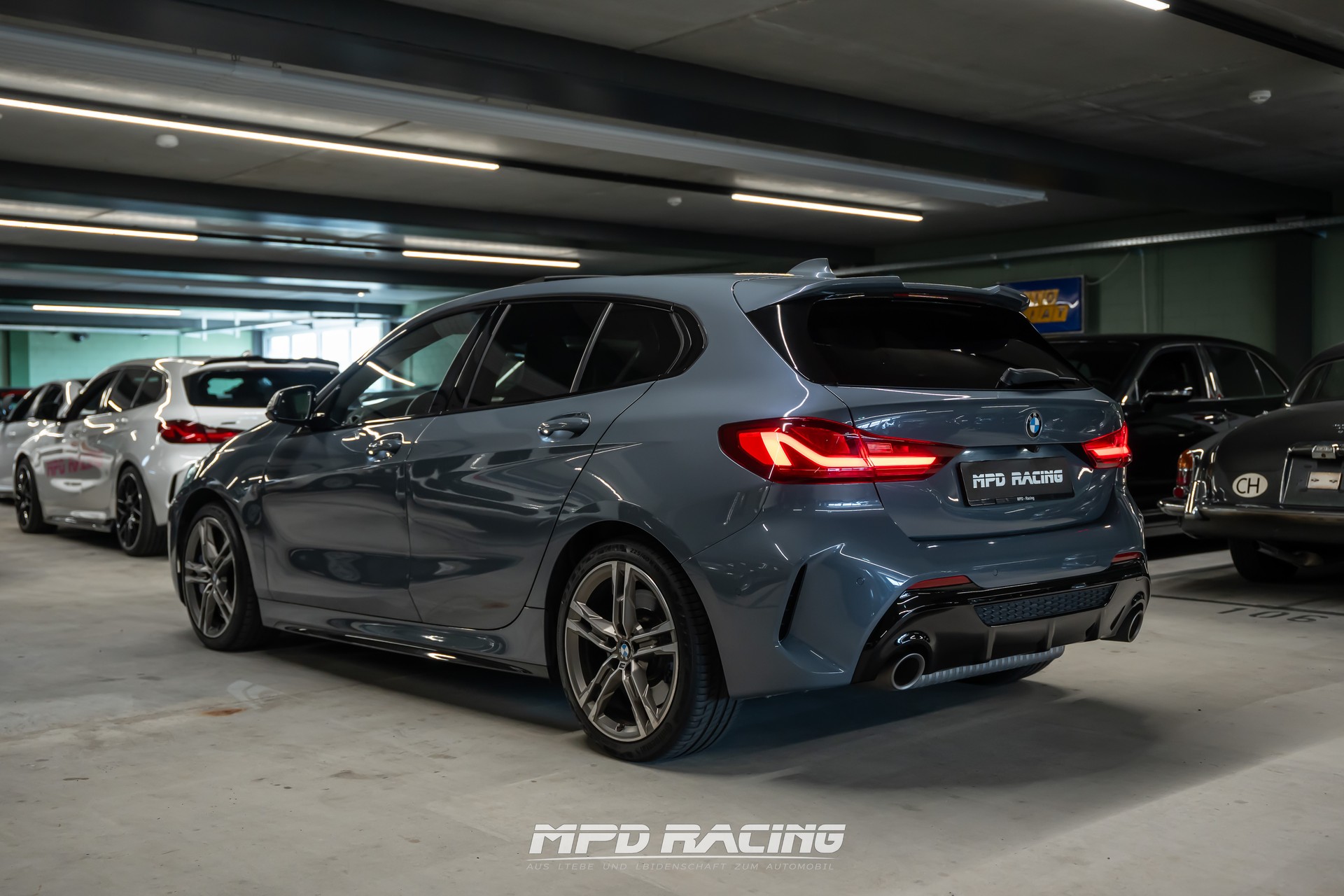 BMW M135i xDrive Steptronic-image-7