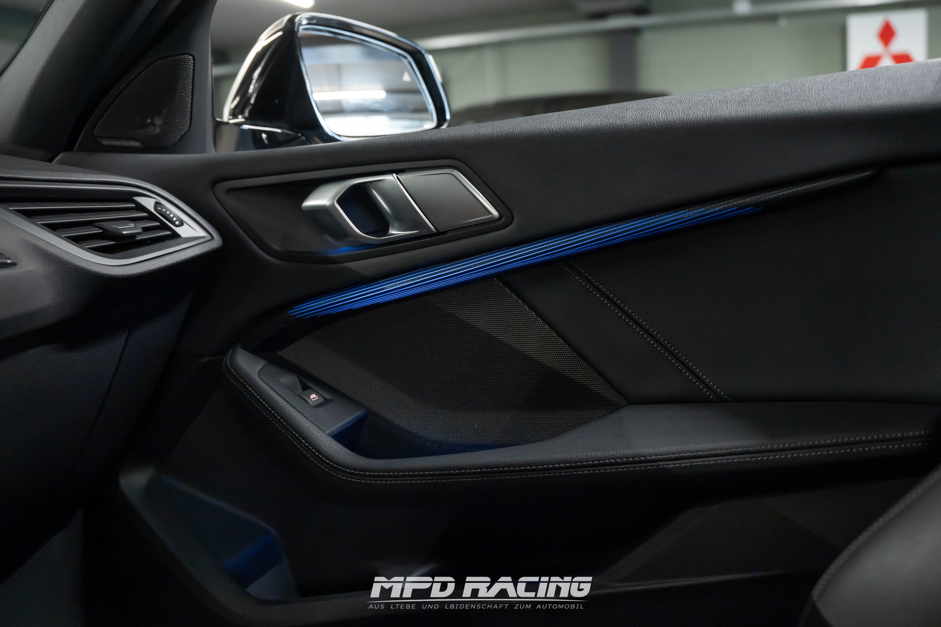 BMW M135i xDrive Steptronic-image-27
