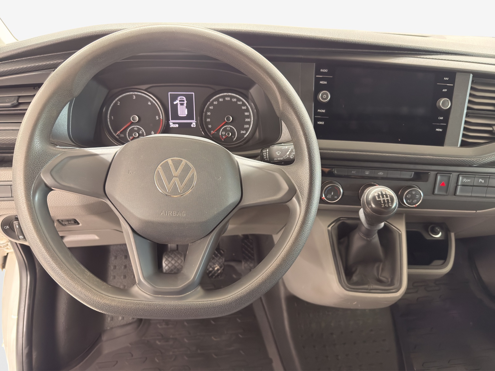 VW T6.1 2.0 TDI 4Motion-image-8
