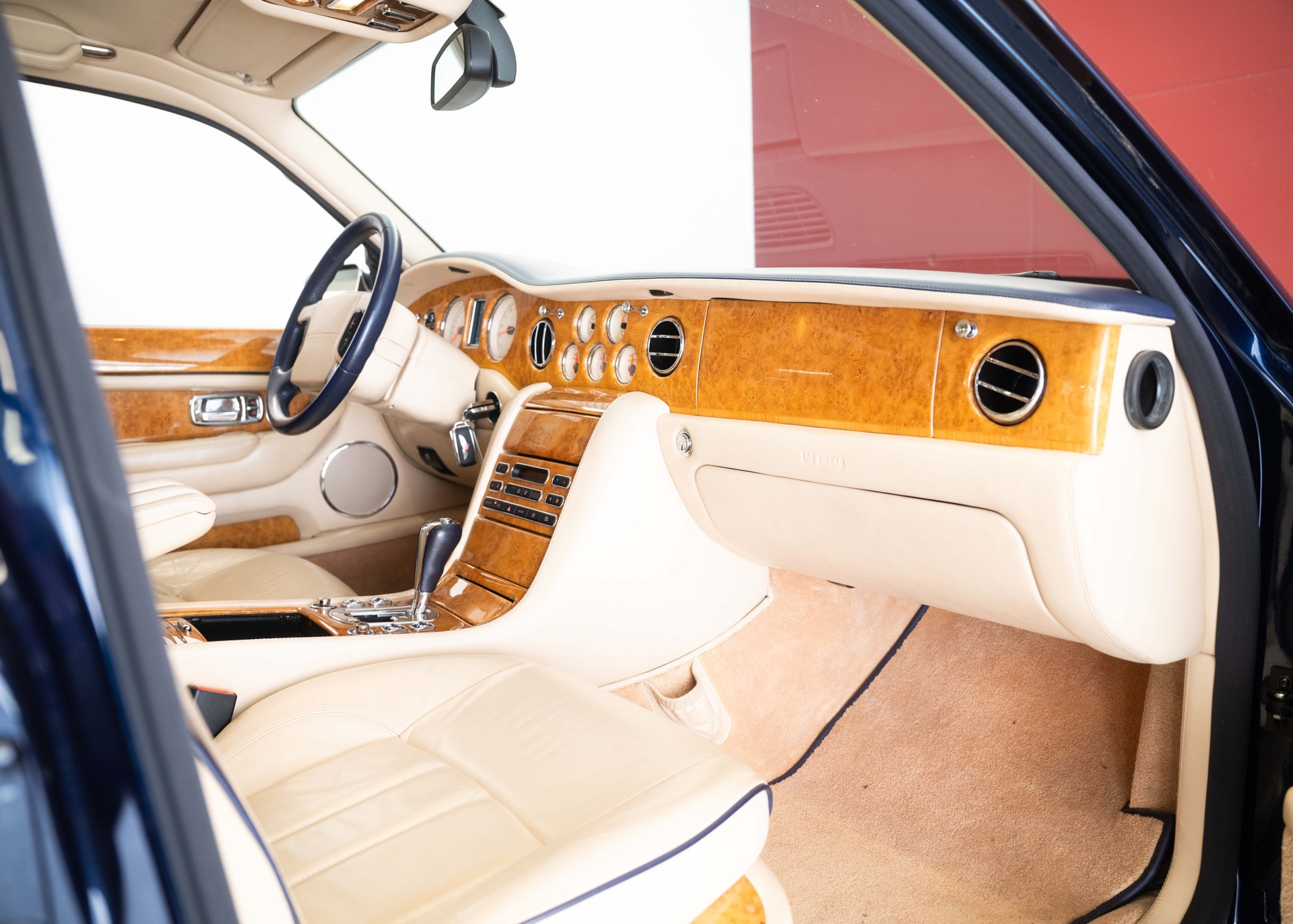 BENTLEY Arnage R (457 hp, sublime condition, full service history, 12-month warranty)-image-20