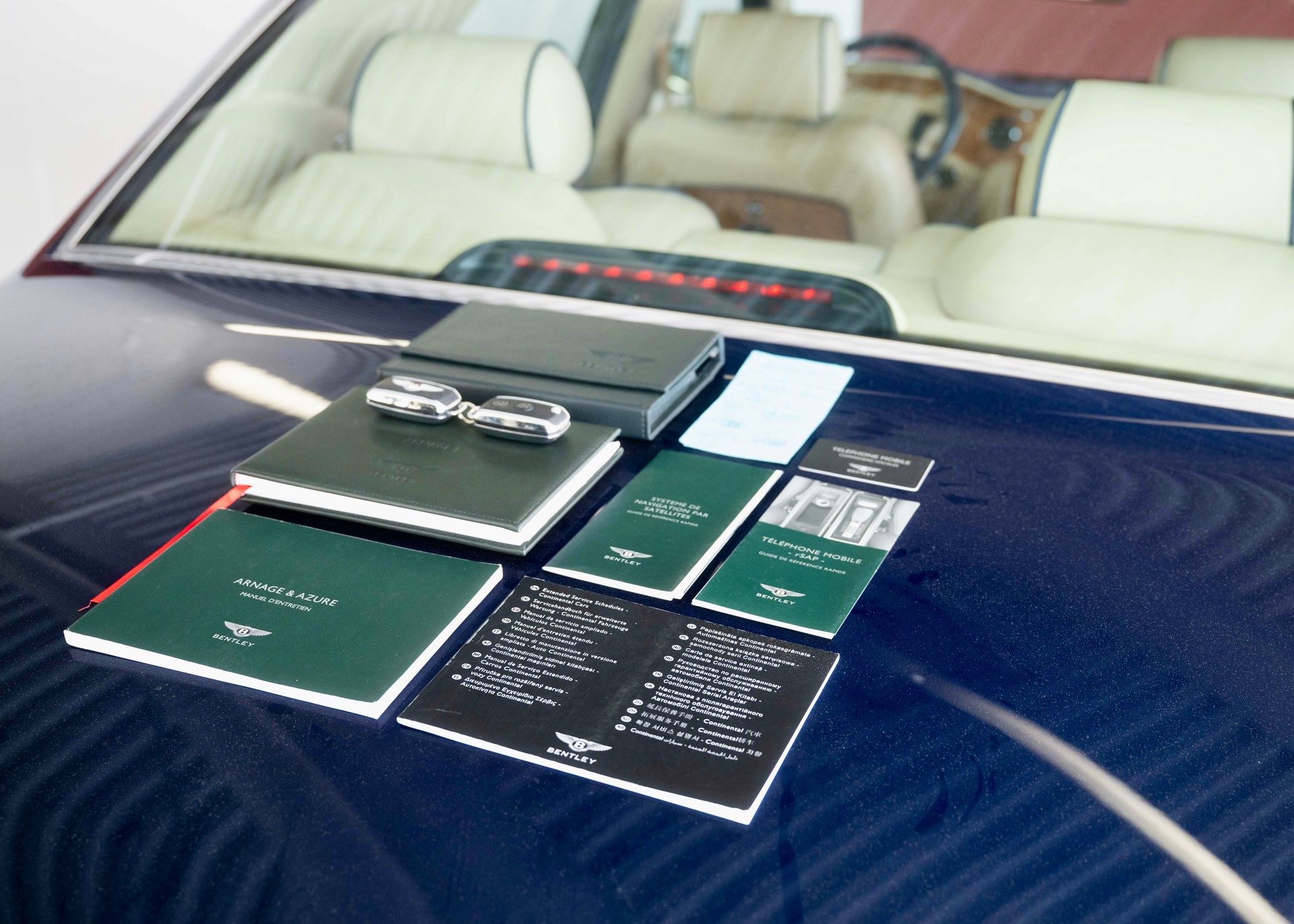 BENTLEY Arnage R (457 hp, sublime condition, full service history, 12-month warranty)-image-31