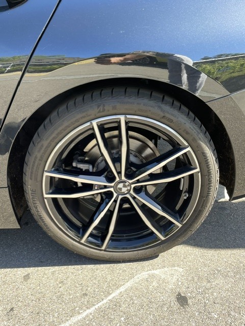 BMW 320d xDrive-image-4