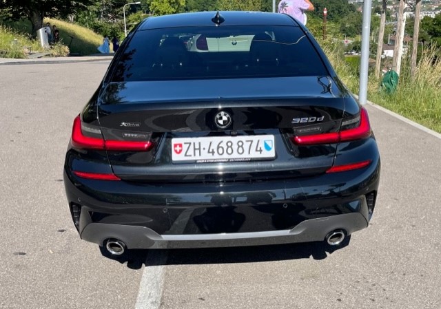 BMW 320d xDrive-image-2
