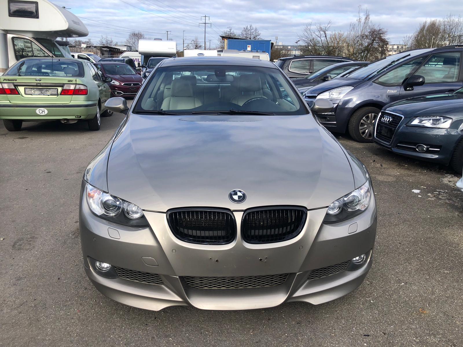 BMW 335i xDrive Coupé Steptronic-image-0