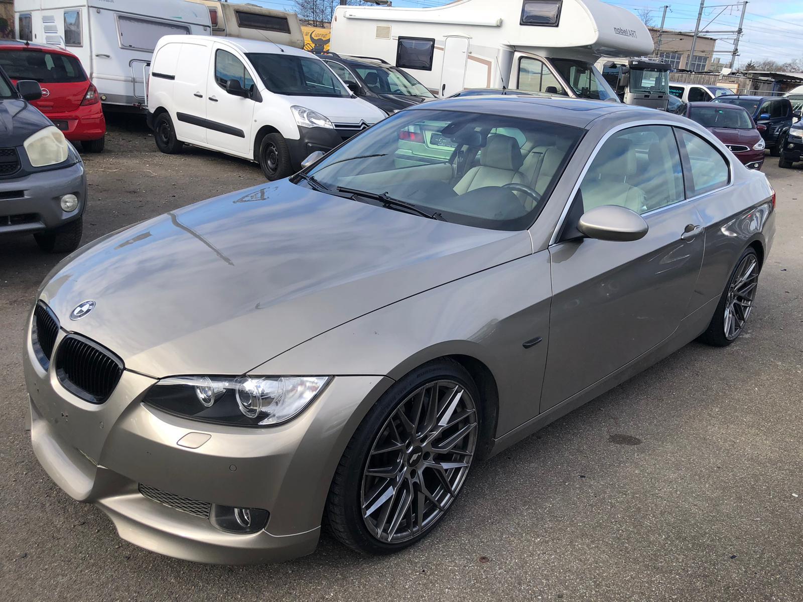 BMW 335i xDrive Coupé Steptronic-image-1
