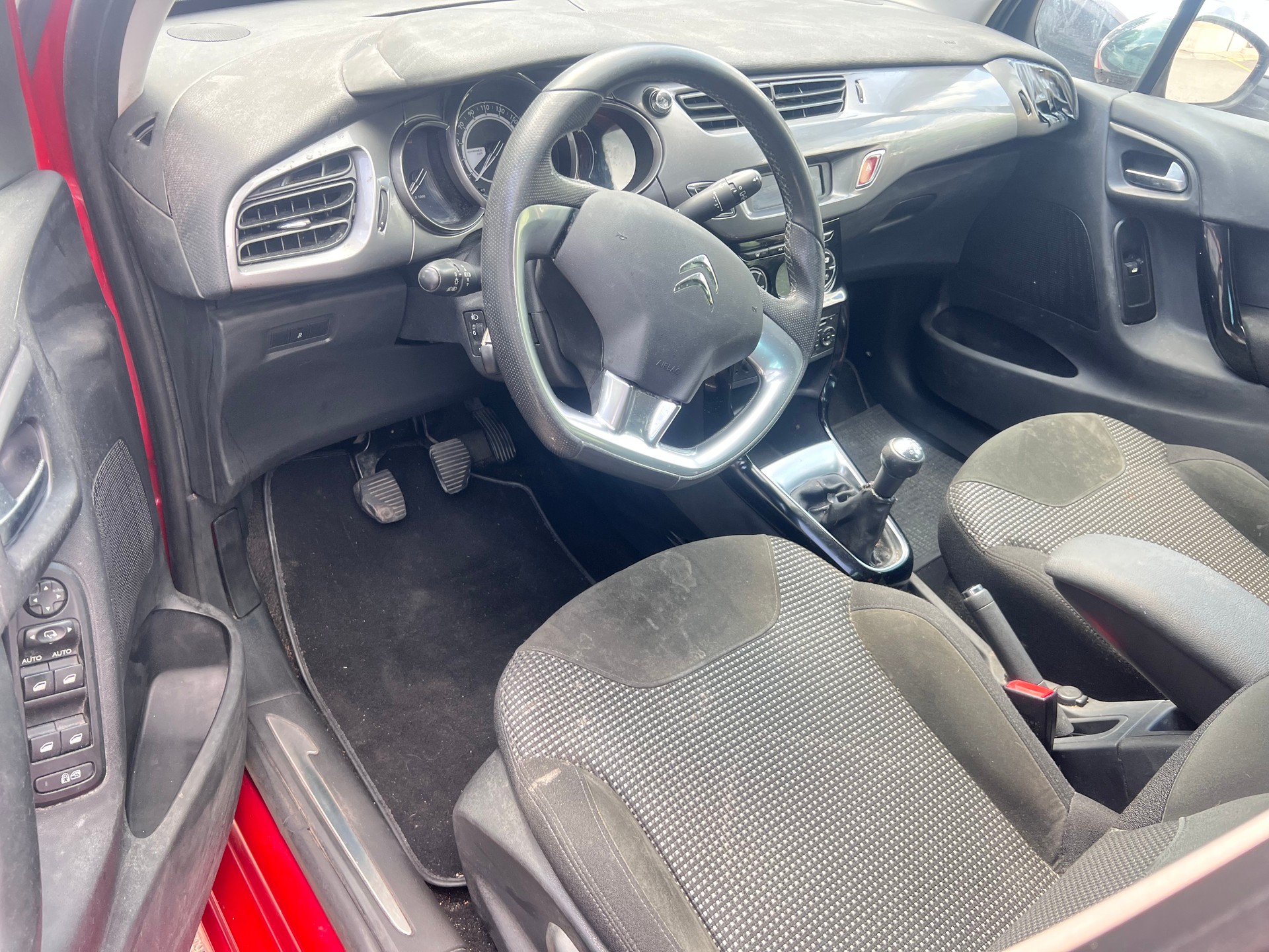 CITROEN C3 1.2i Séduction-image-5