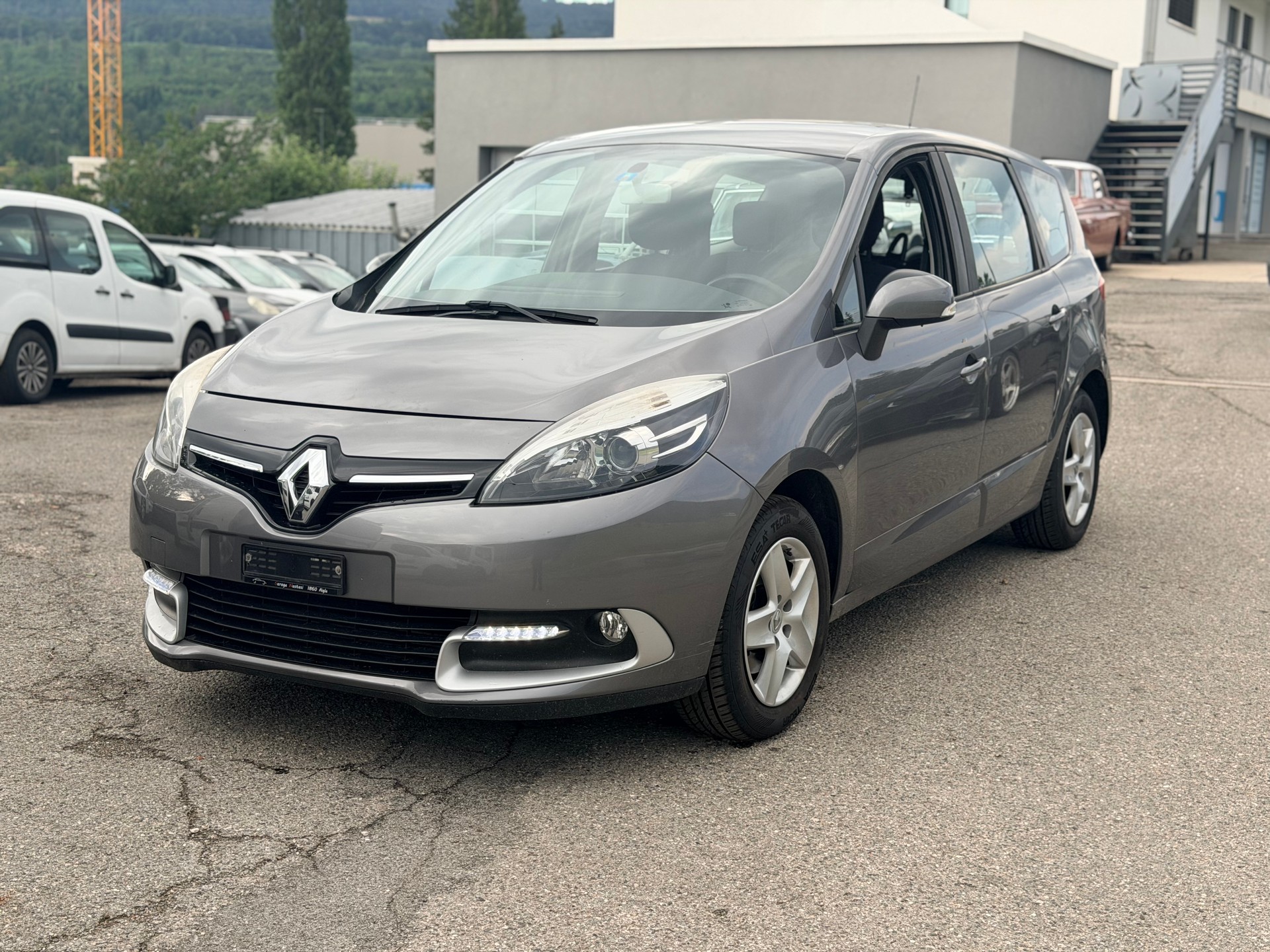 RENAULT Grand Scénic 1.2 16V Turbo Bose-image-0