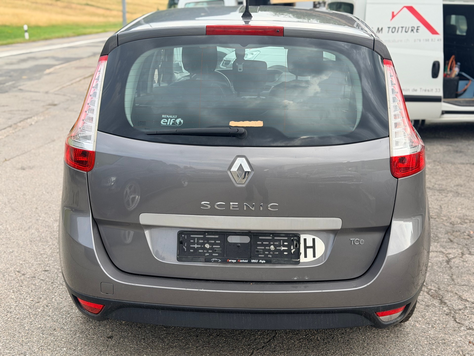 RENAULT Grand Scénic 1.2 16V Turbo Bose-image-4
