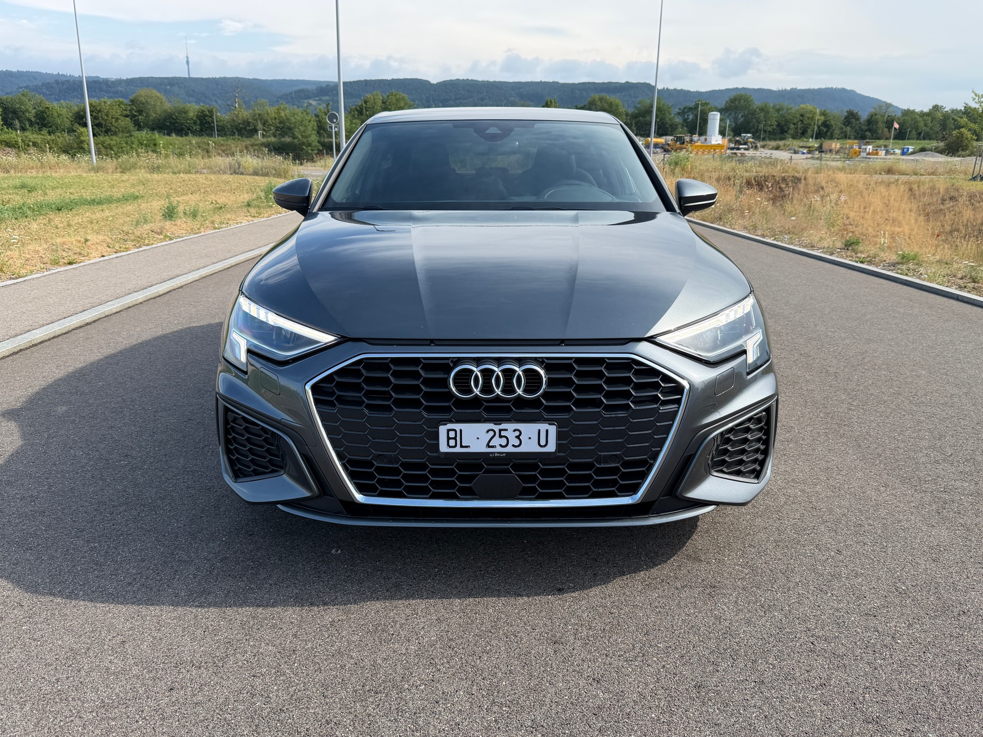 AUDI A3 Sportback 35 TFSI S line Attraction S-tronic-image-3