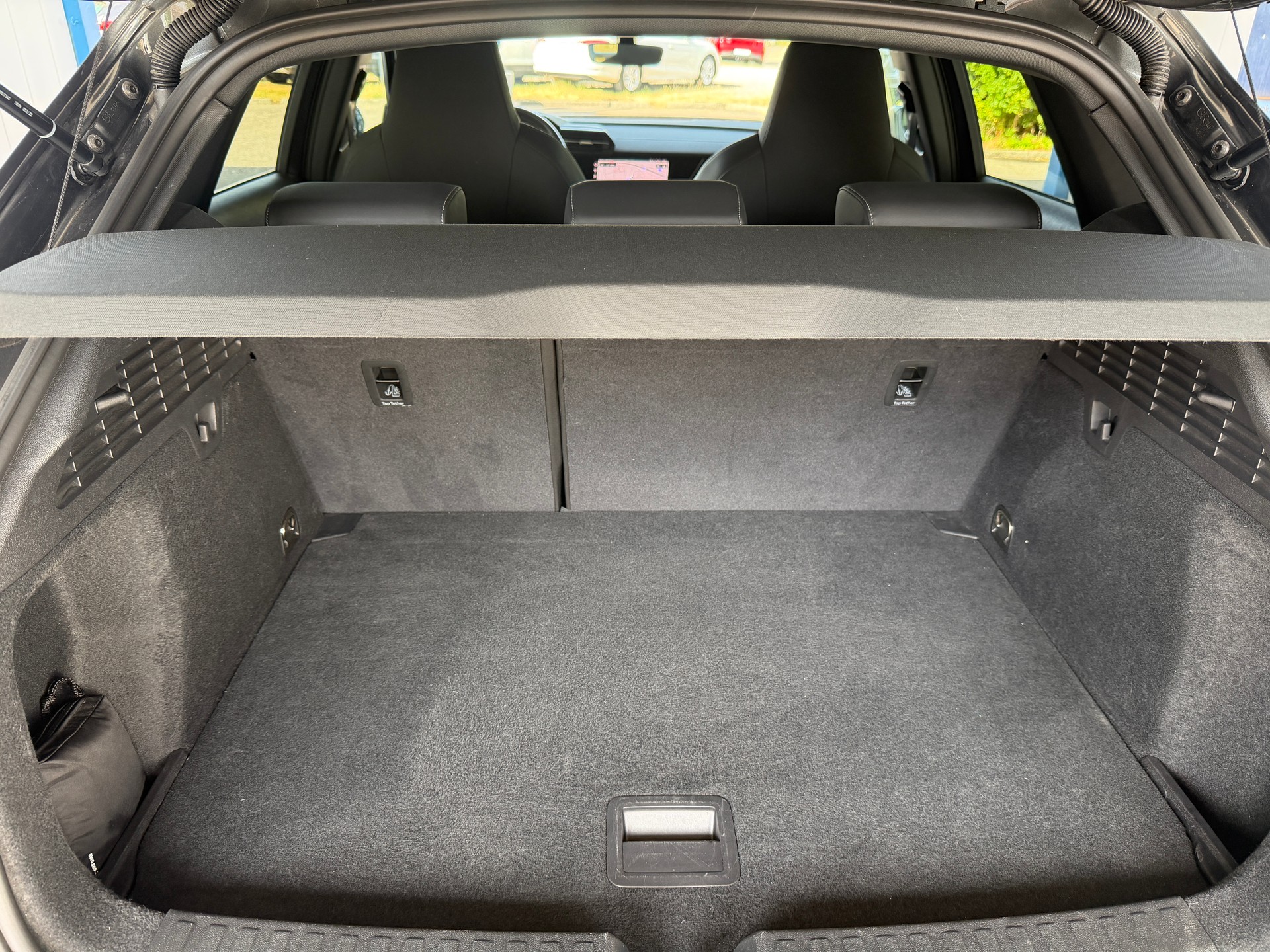 AUDI A3 Sportback 35 TFSI S line Attraction S-tronic-image-22