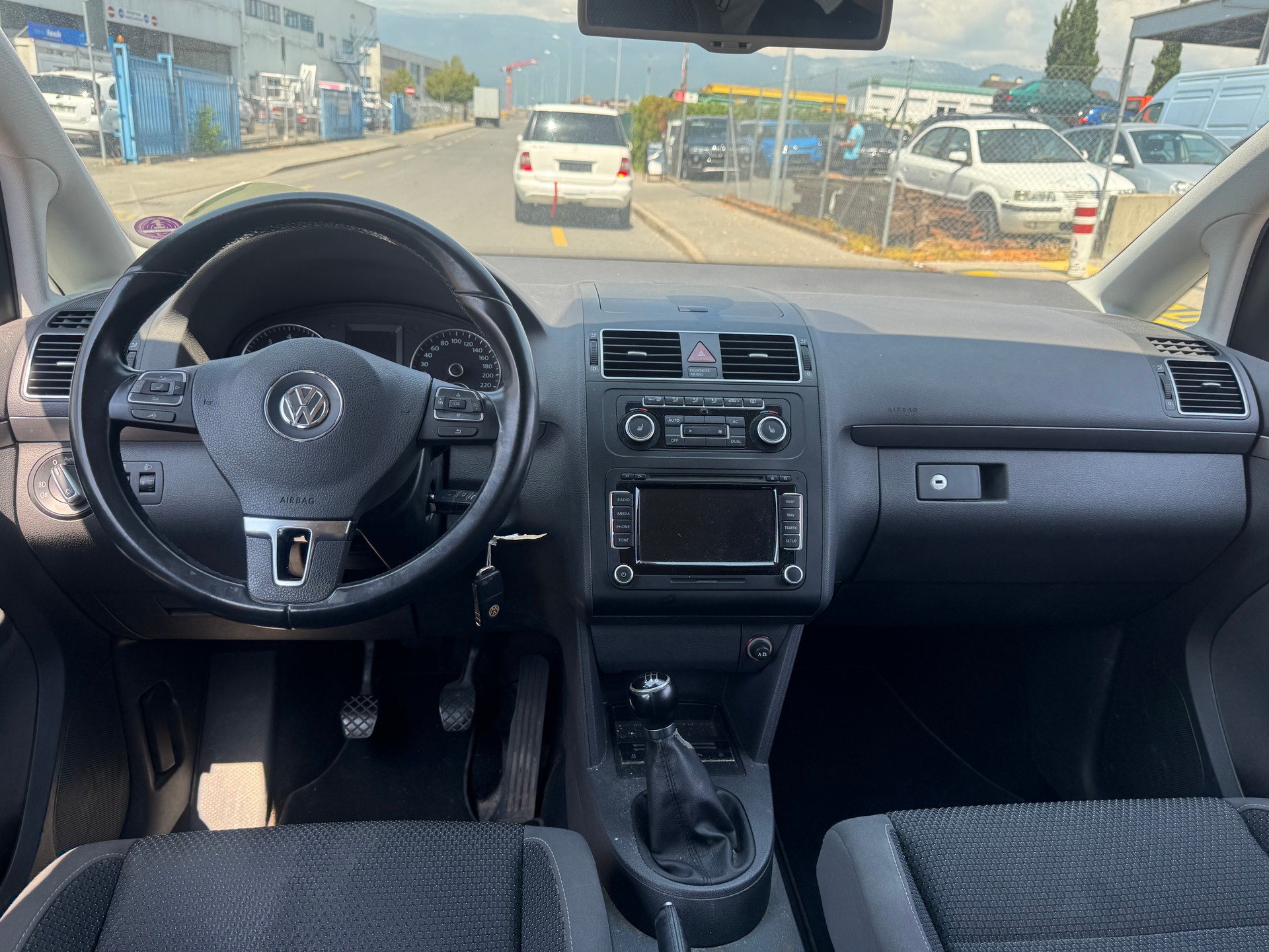 VW Touran 1.4 TSI Team-image-10