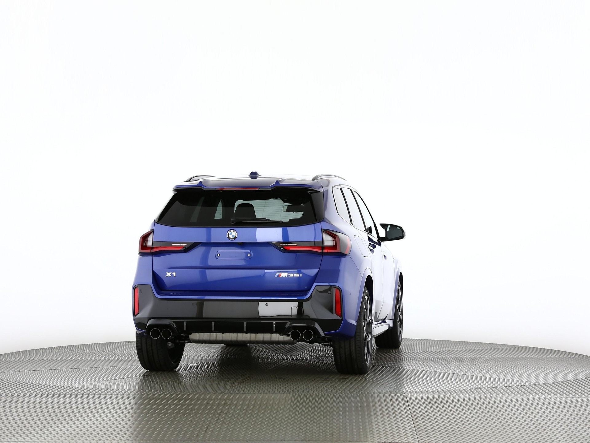 BMW X1 M35i-image-17