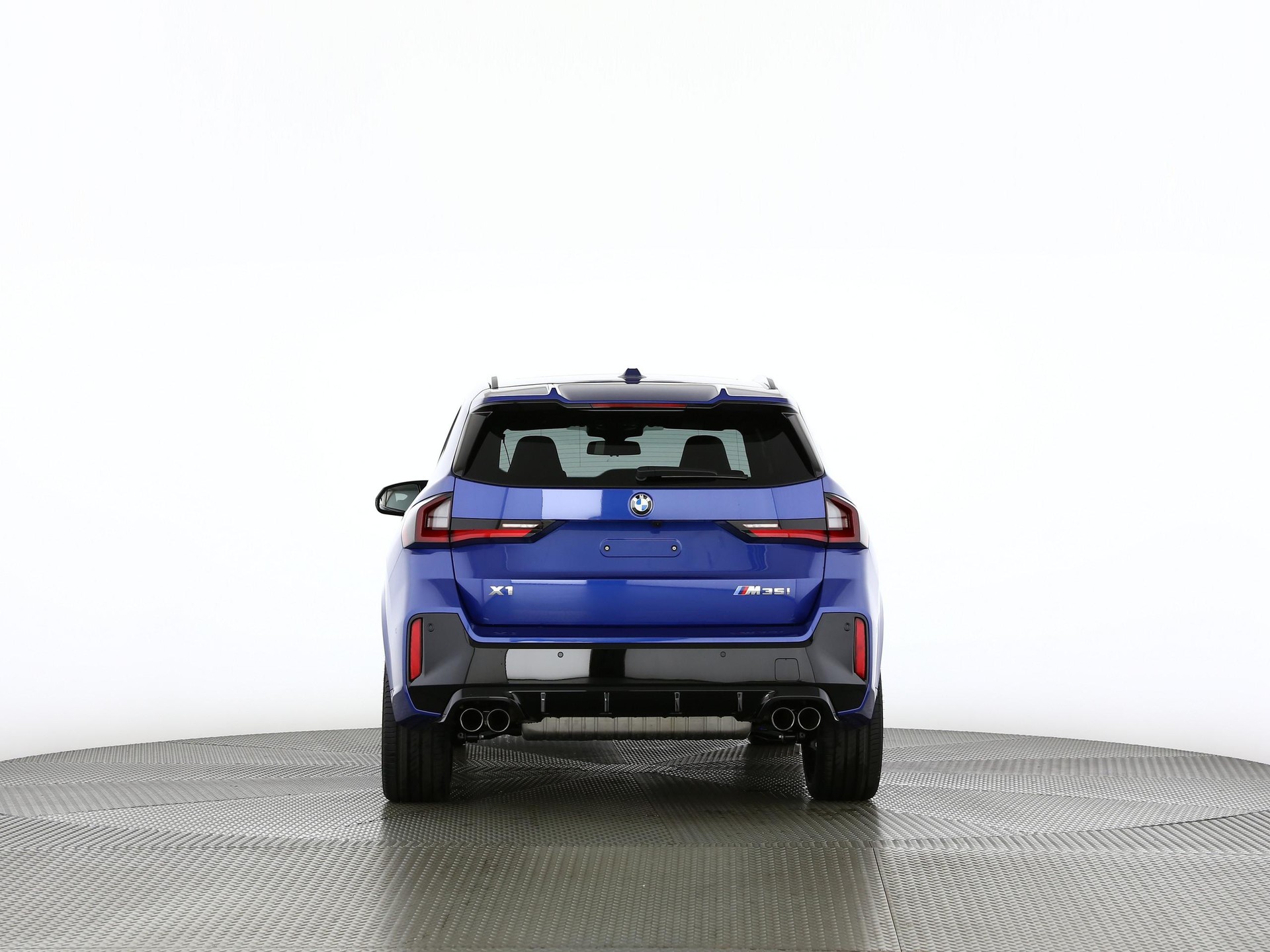 BMW X1 M35i-image-16