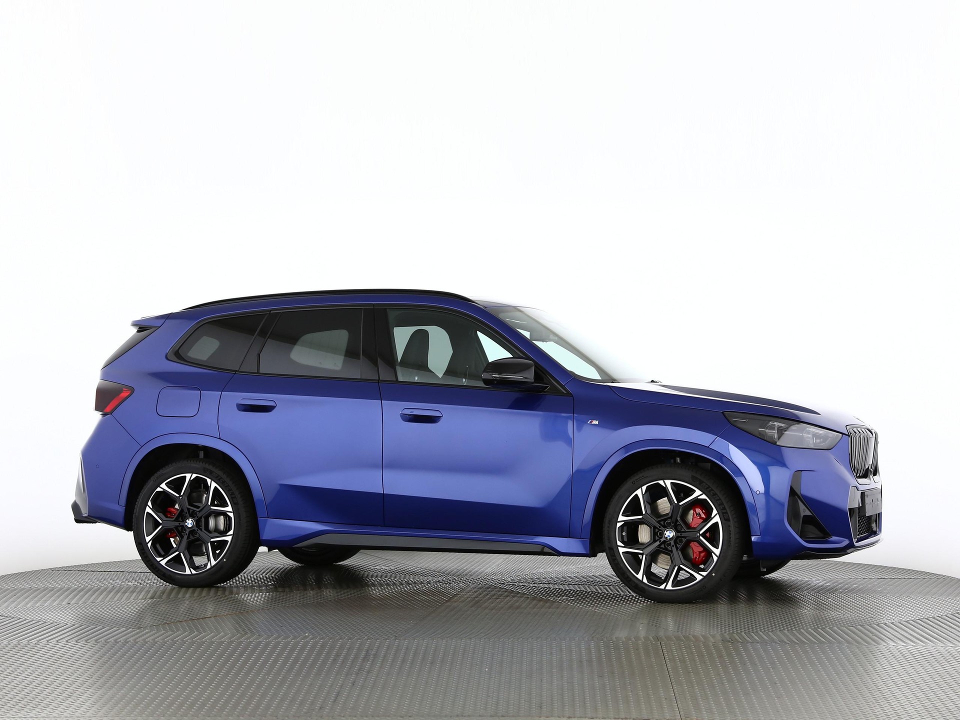 BMW X1 M35i-image-24