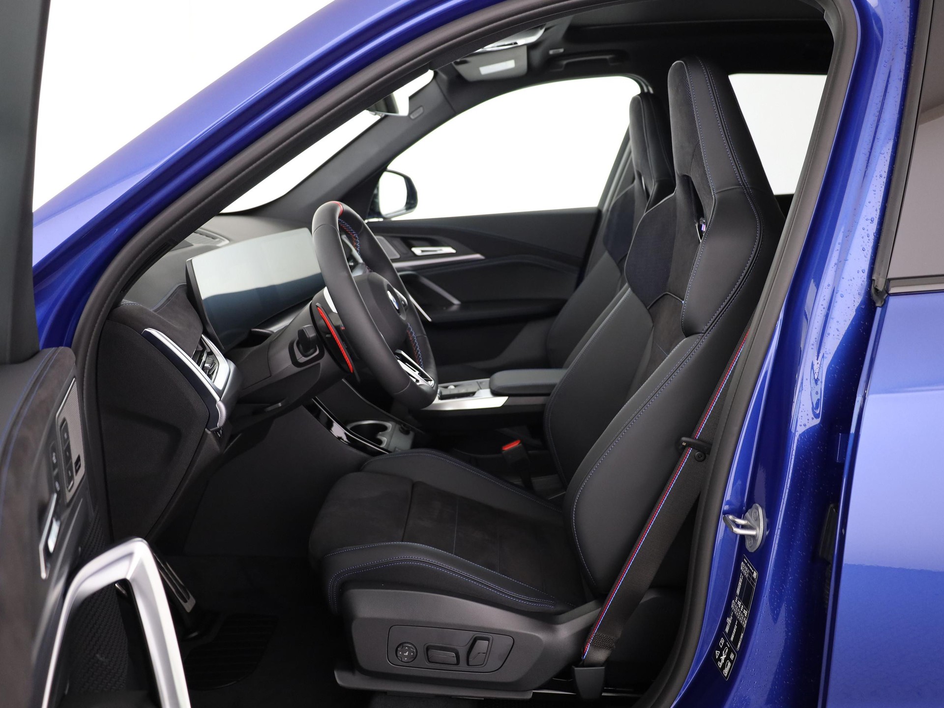 BMW X1 M35i-image-4