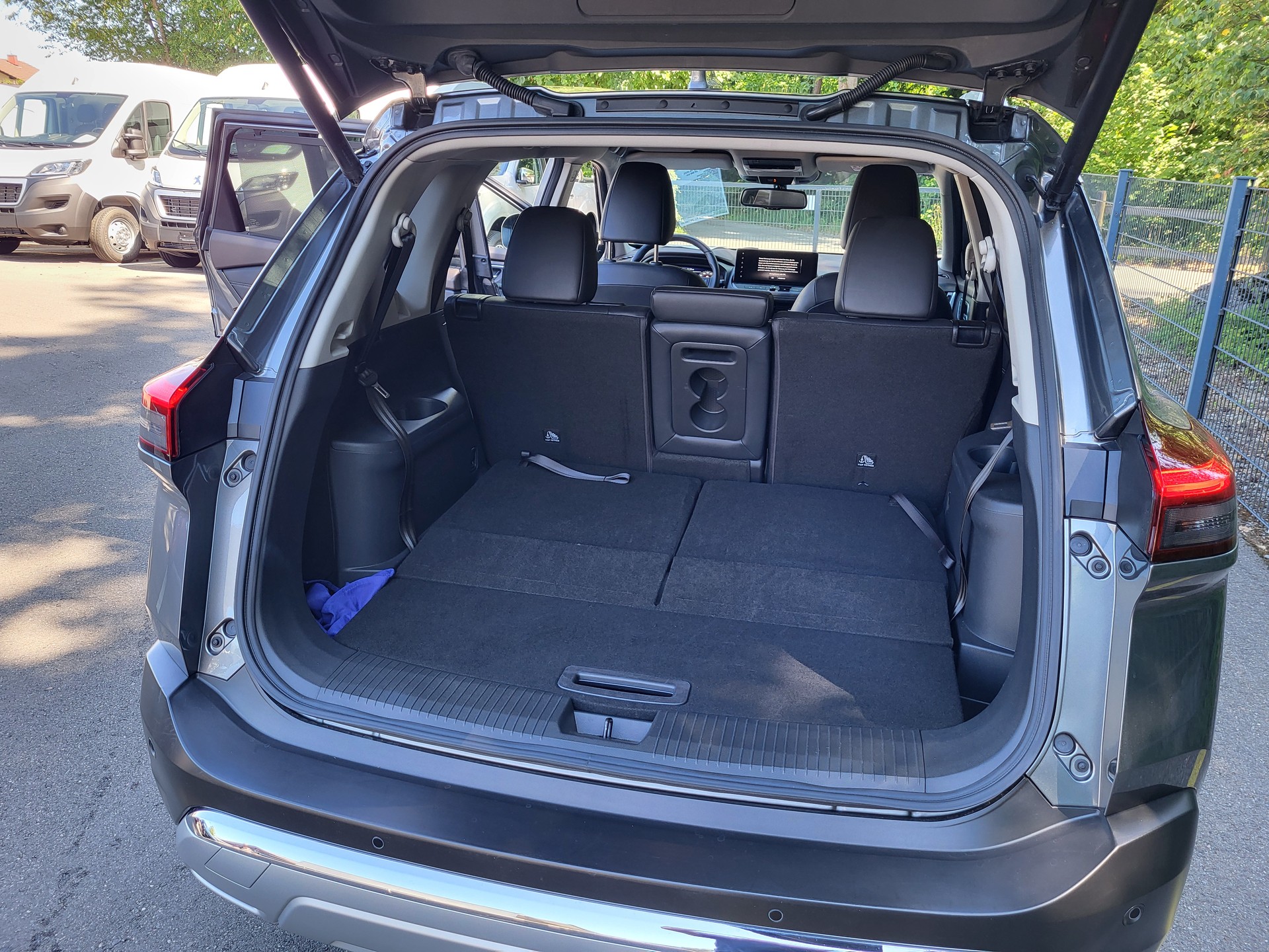 NISSAN X-Trail 1.5 4WD 7Sitze Tekna-image-6