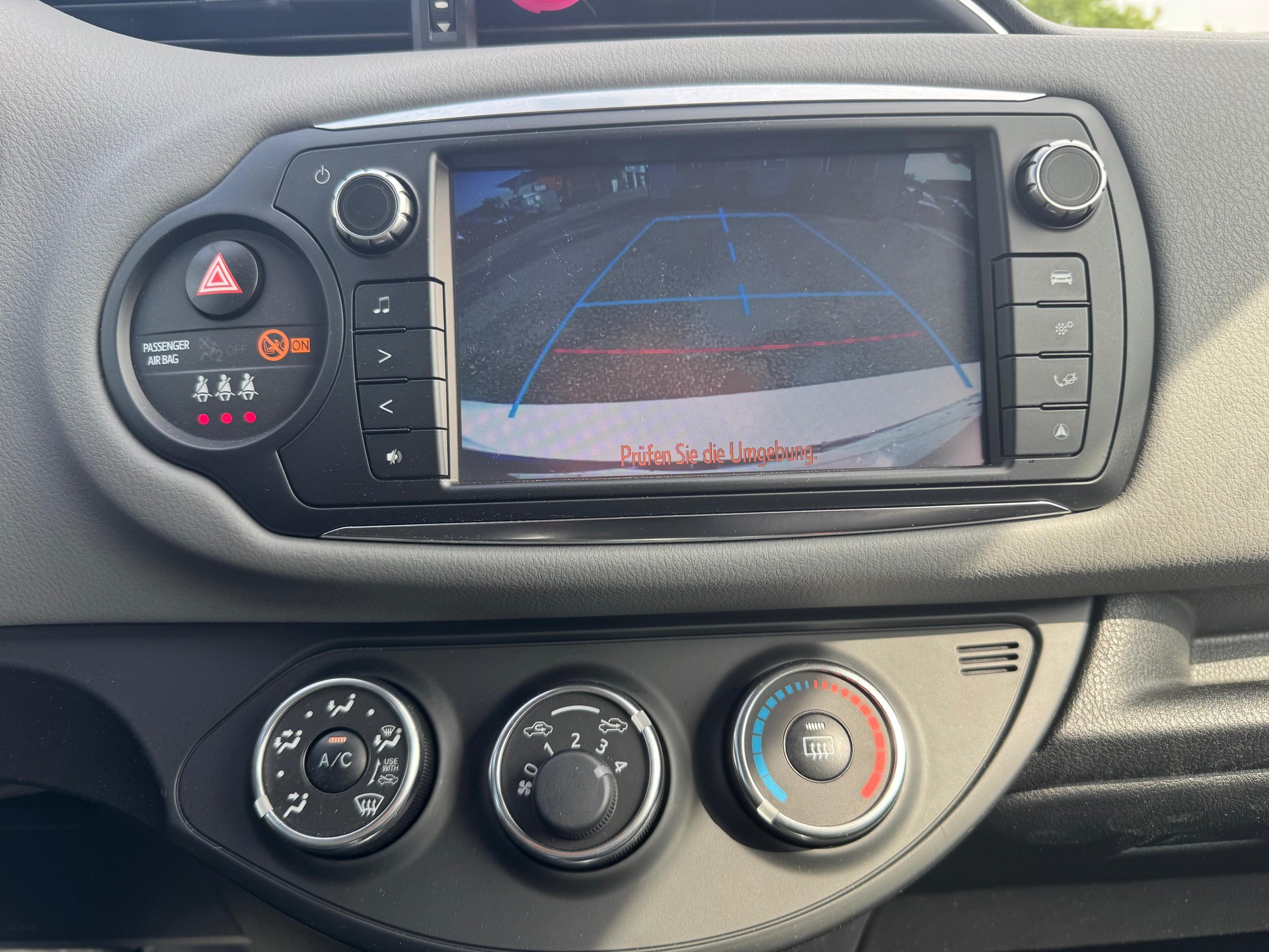 TOYOTA Yaris 1.33 Trend-image-11