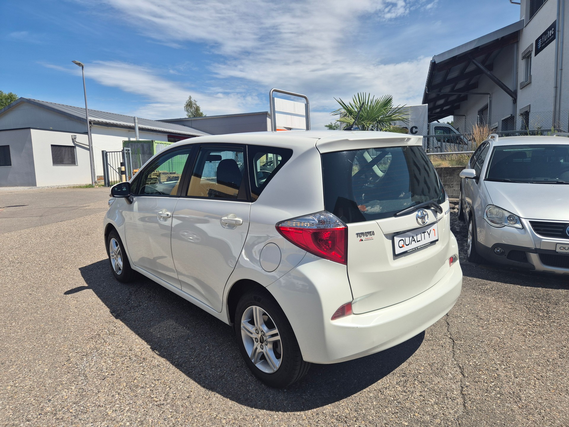 TOYOTA Verso-S 1.33 Linea Luna Multidrive S-image-3