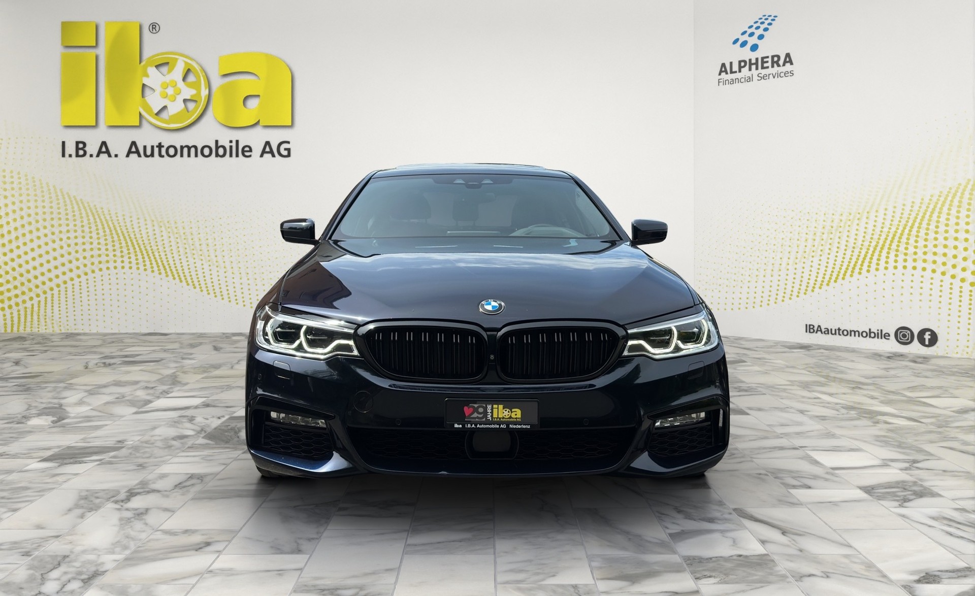 BMW 520d xDrive M-Sport 4x4 Panoramadach-image-7