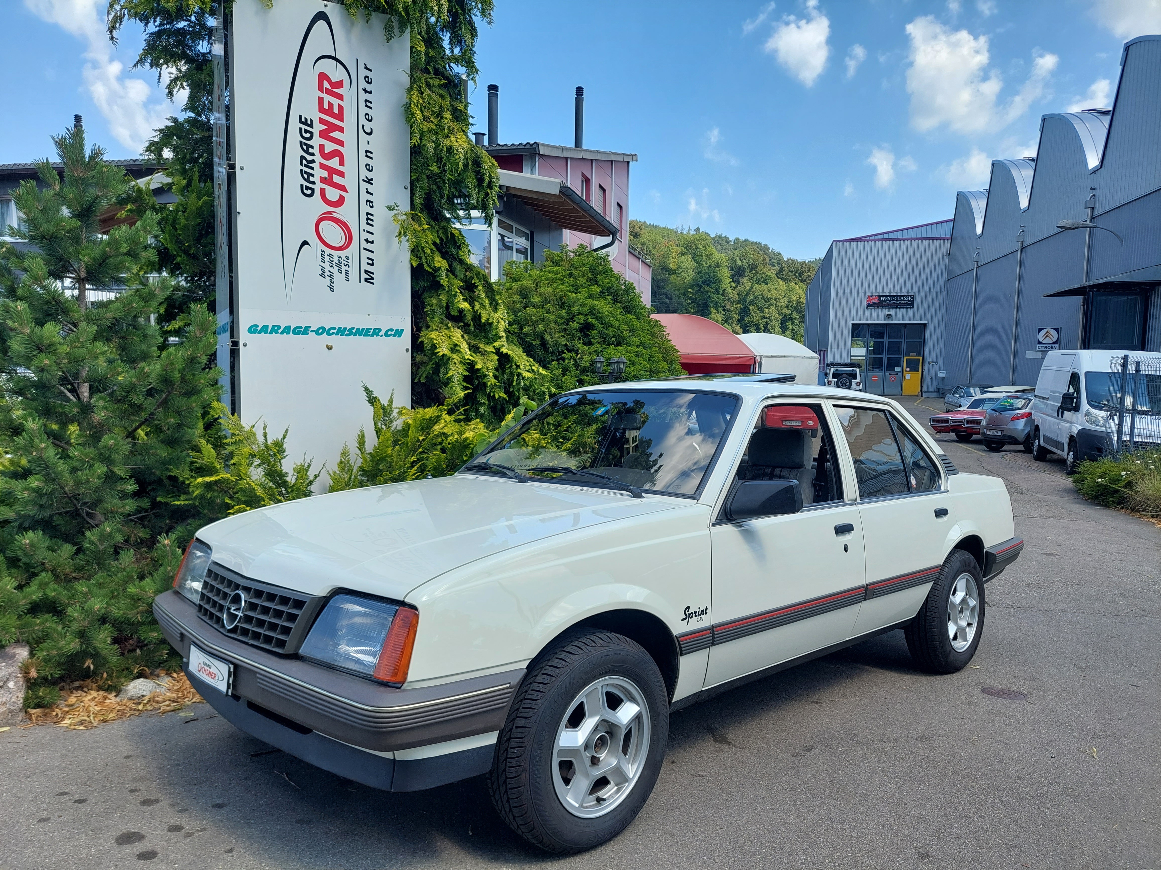 OPEL Ascona 1800i Sprint — slika 1