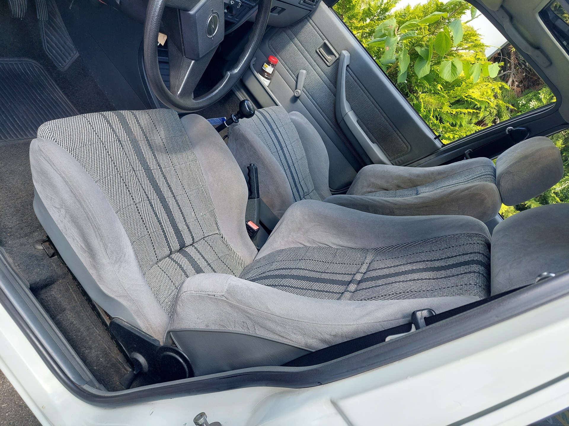 OPEL Ascona 1800i Sprint-image-7