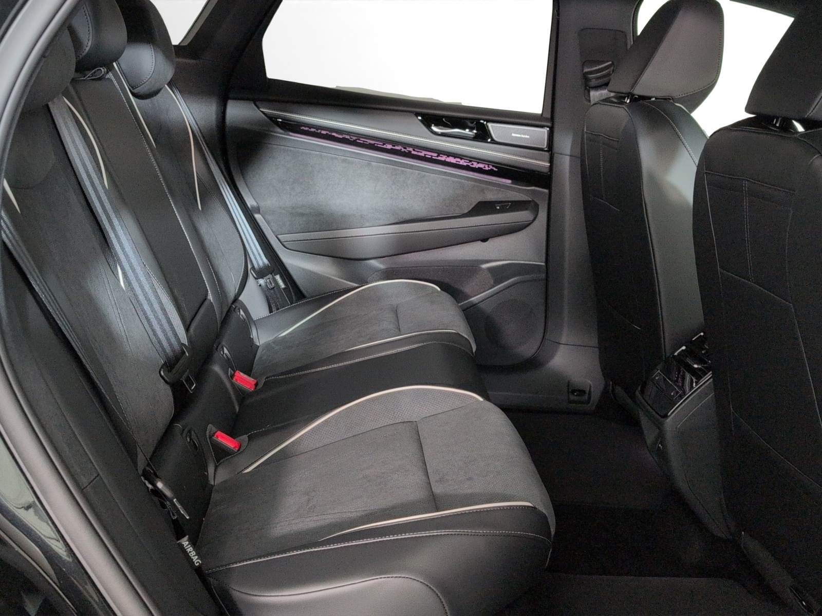 VW ID.7 Tourer Pro S 86 kWh Pro S United-image-8