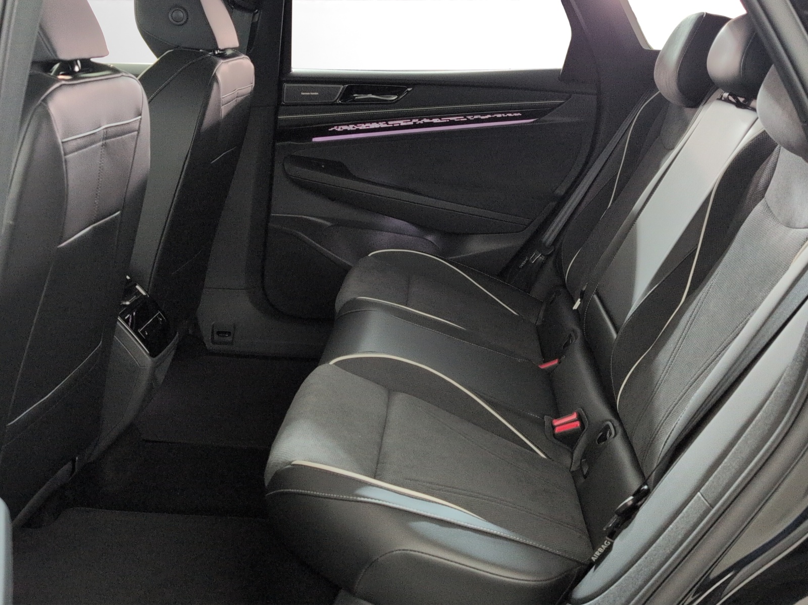 VW ID.7 Tourer Pro S 86 kWh Pro S United-image-7