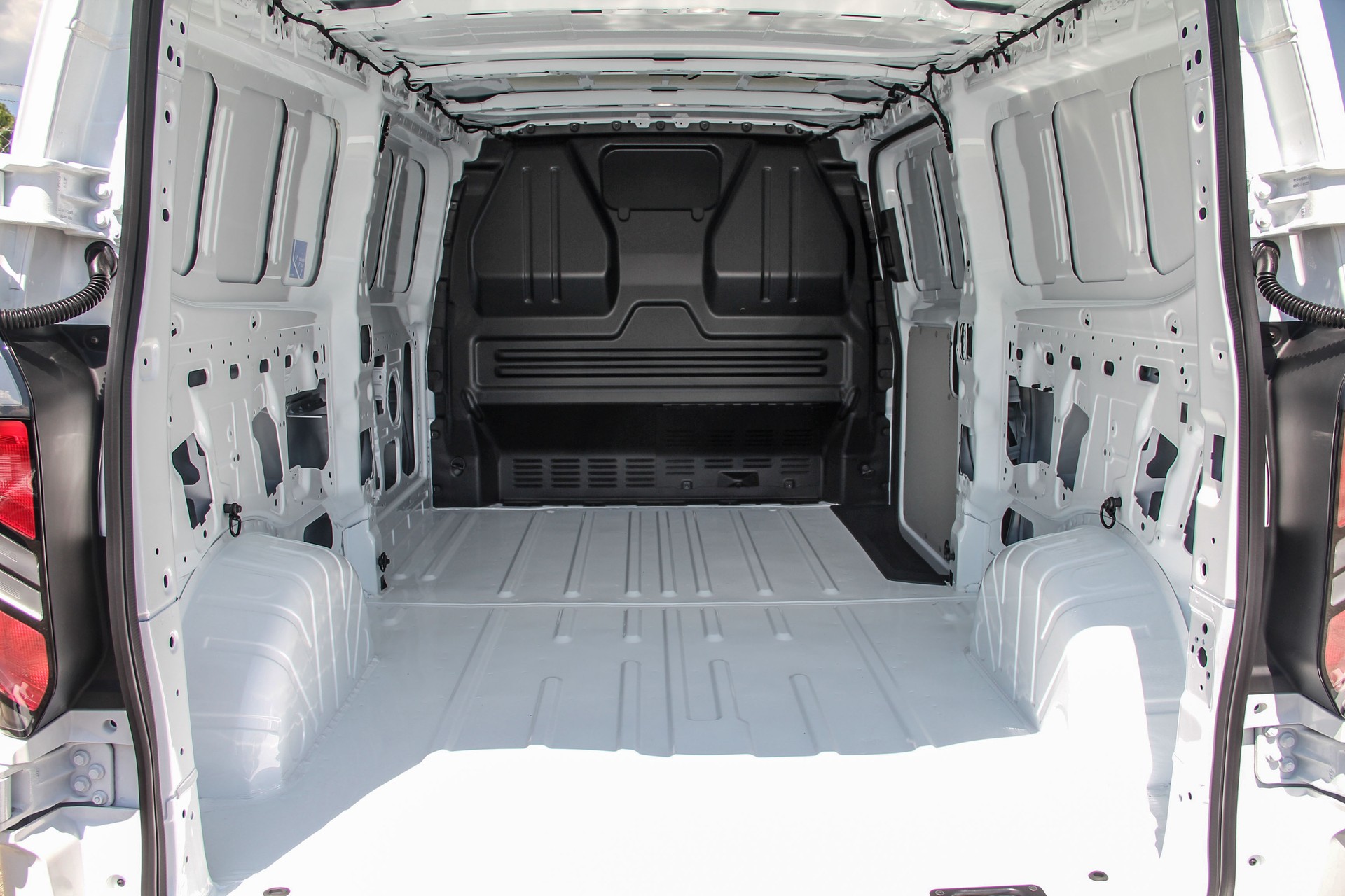 FORD Transit Custom Van 320 L2H1 Trend ⭐⭐⭐⭐⭐-image-15