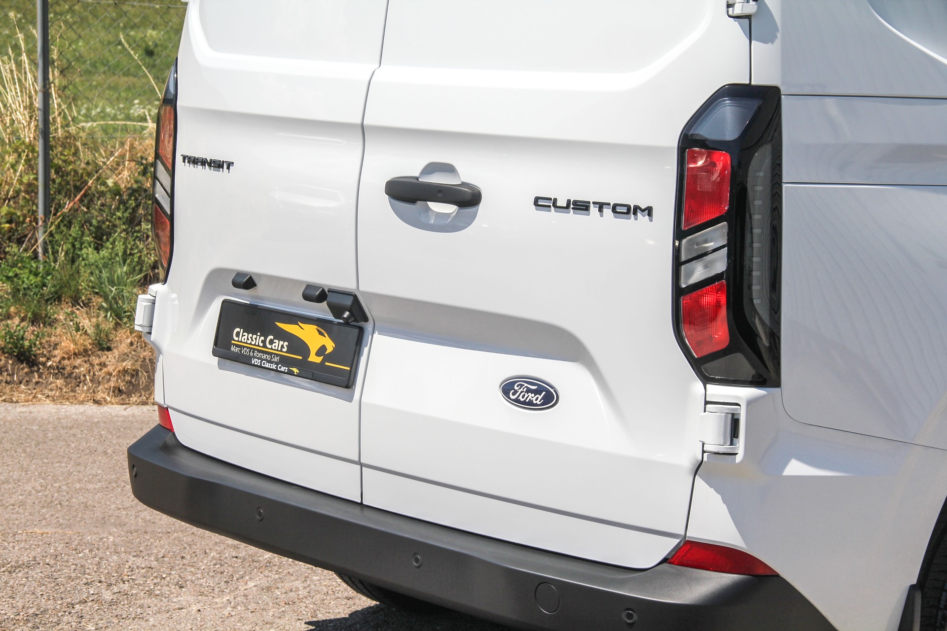 FORD Transit Custom Van 320 L2H1 Trend ⭐⭐⭐⭐⭐-image-27