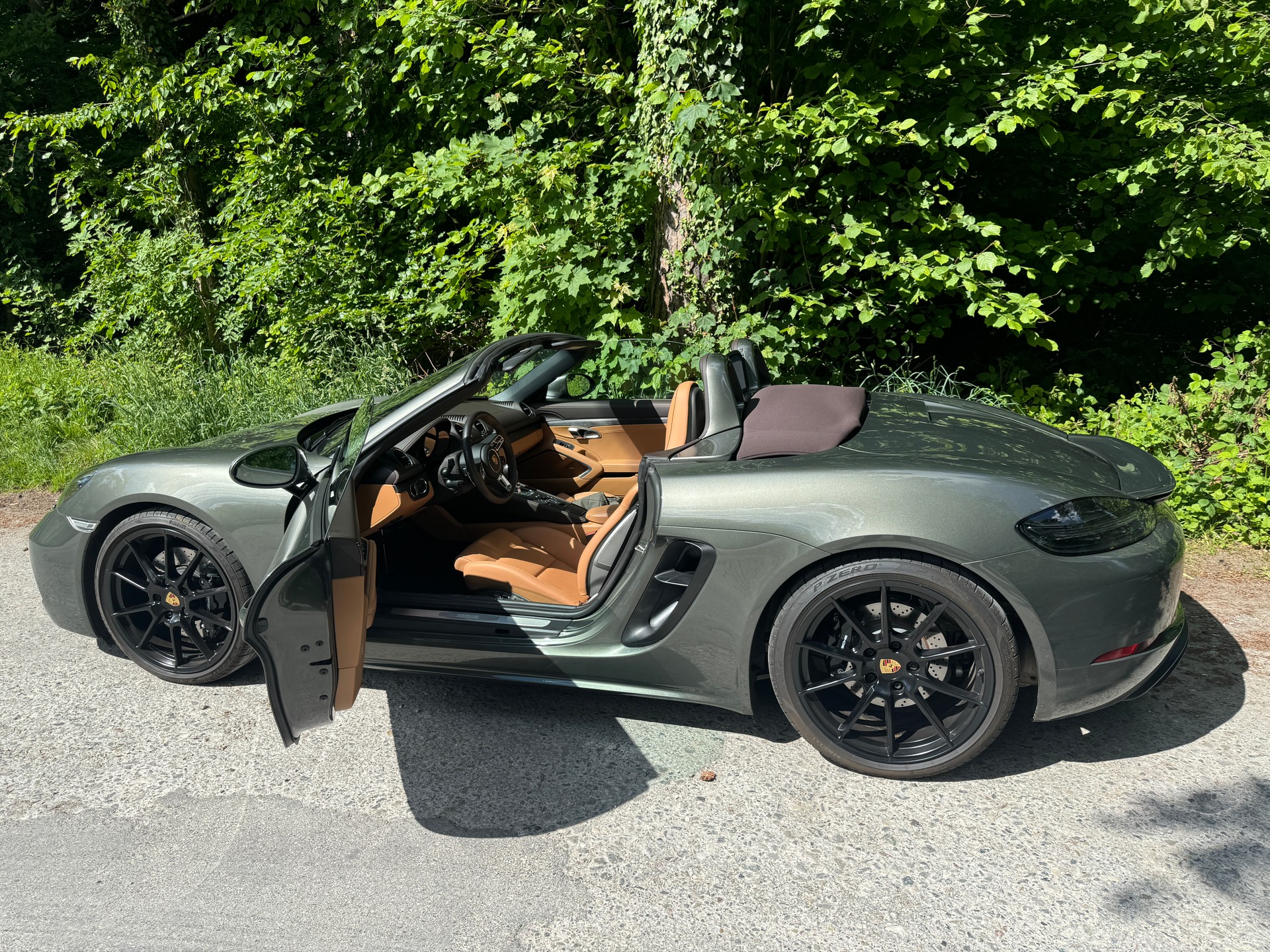 PORSCHE 4.0 GTS PDK-image-1