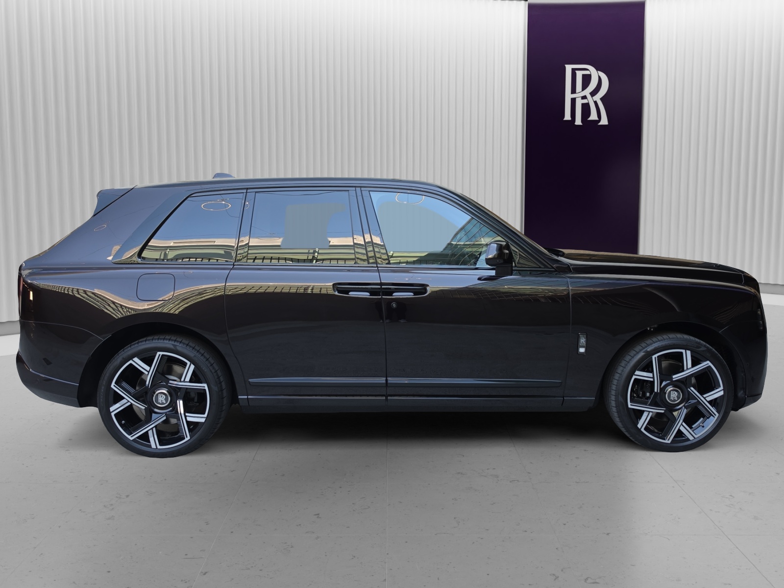 ROLLS-ROYCE Cullinan Serie II - Black Badge - Neuwagen-image-3