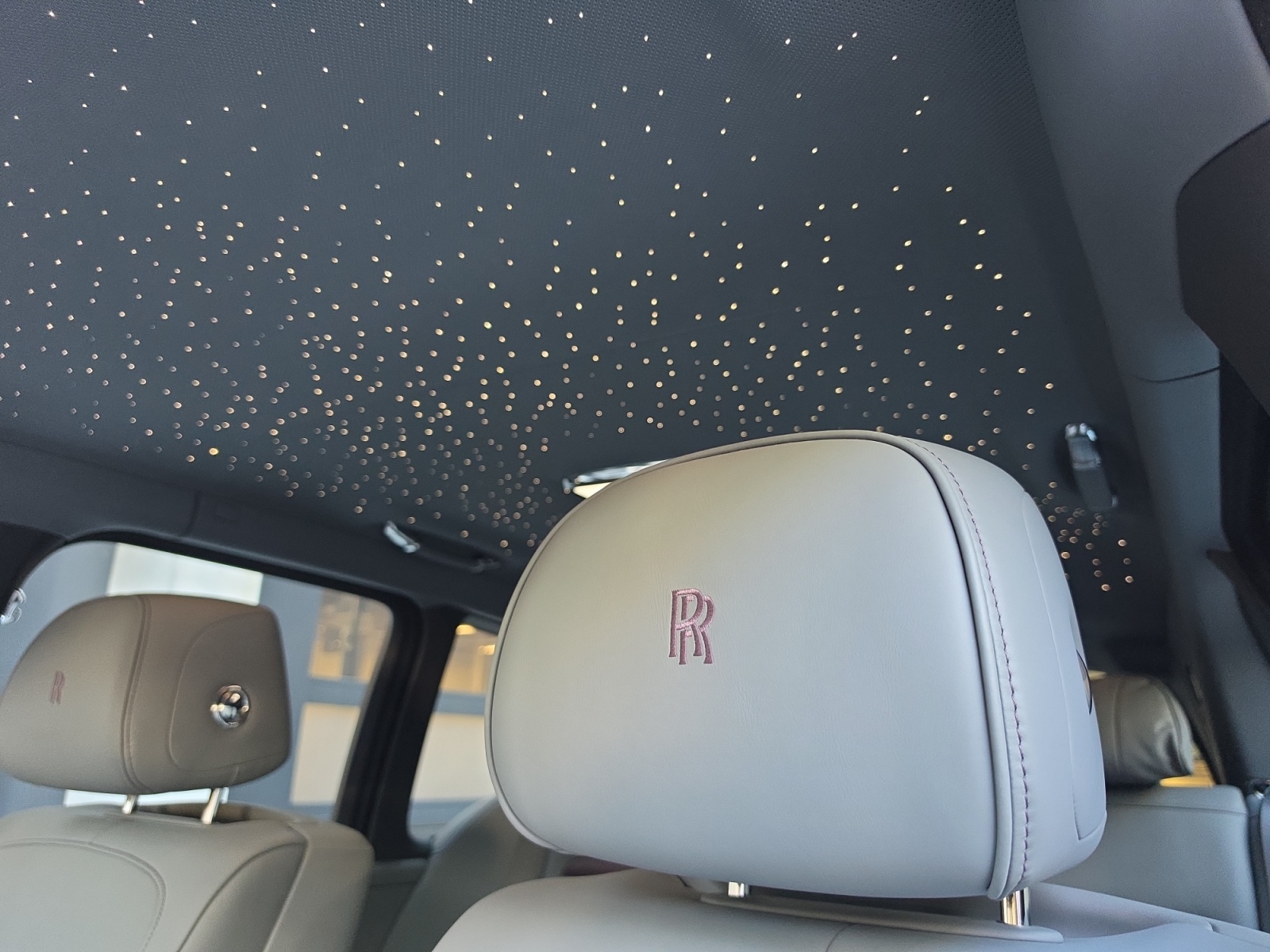 ROLLS-ROYCE Cullinan Serie II - Black Badge - Neuwagen-image-9