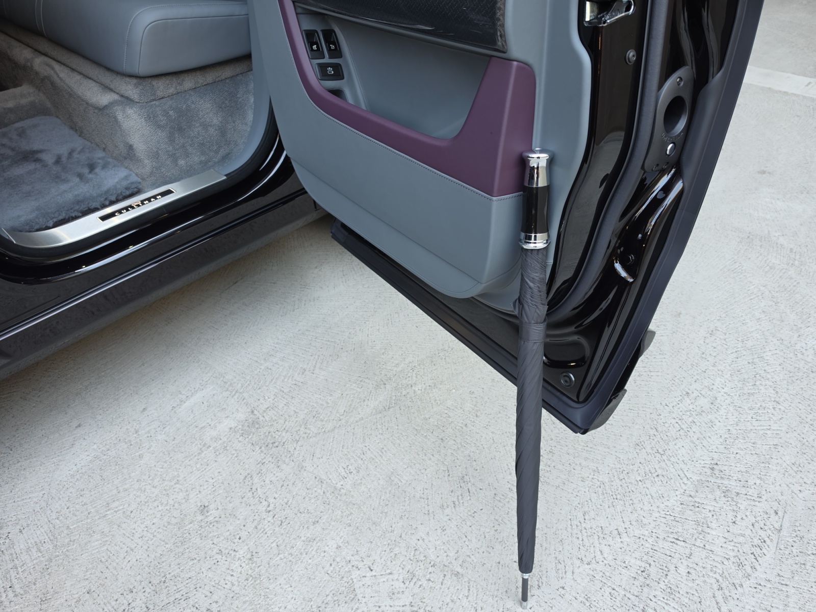 ROLLS-ROYCE Cullinan Serie II - Black Badge - Neuwagen-image-18