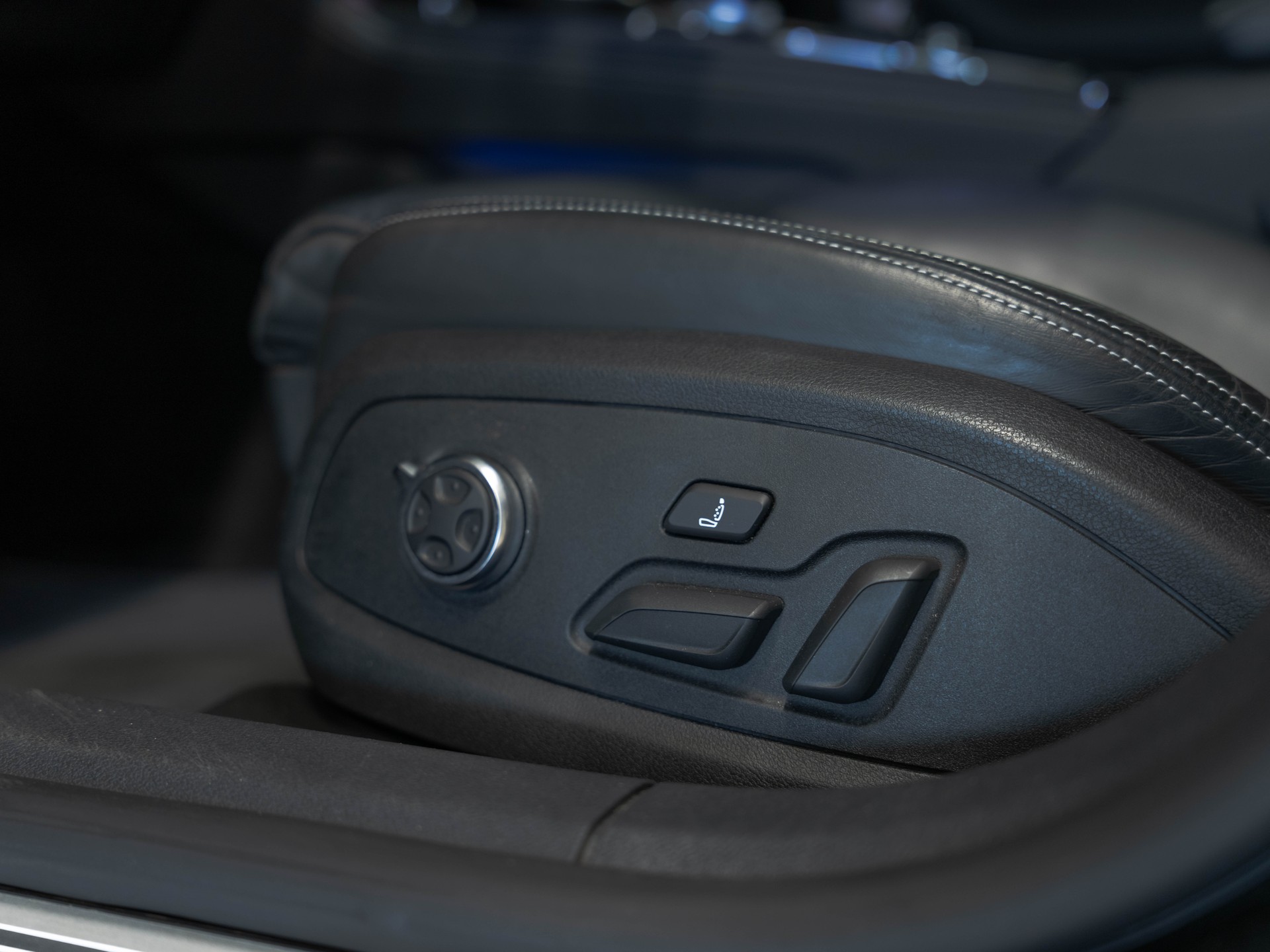 AUDI S5 Sportback 3.0 TFSI quattro tiptronic-image-31