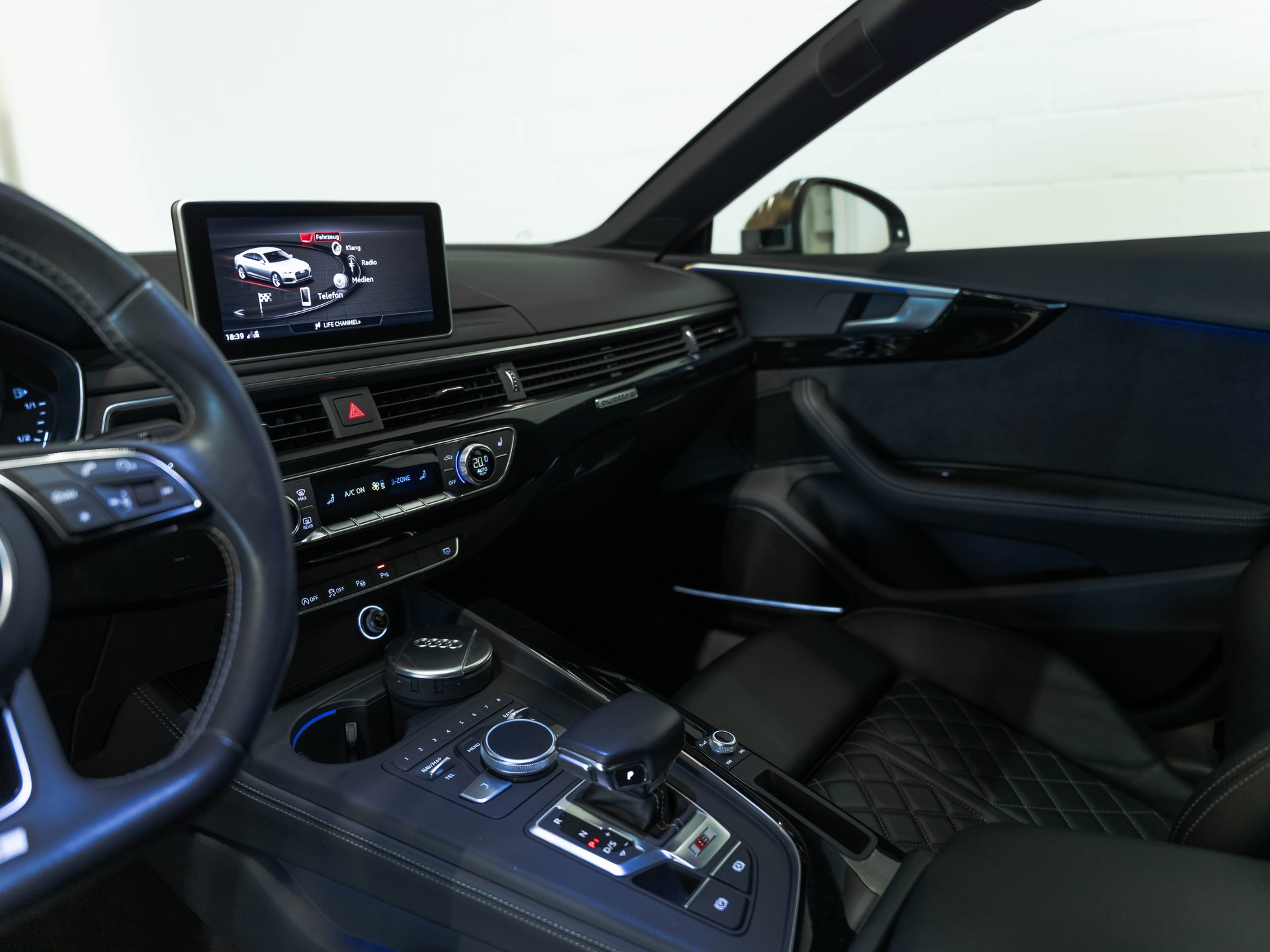 AUDI S5 Sportback 3.0 TFSI quattro tiptronic-image-8