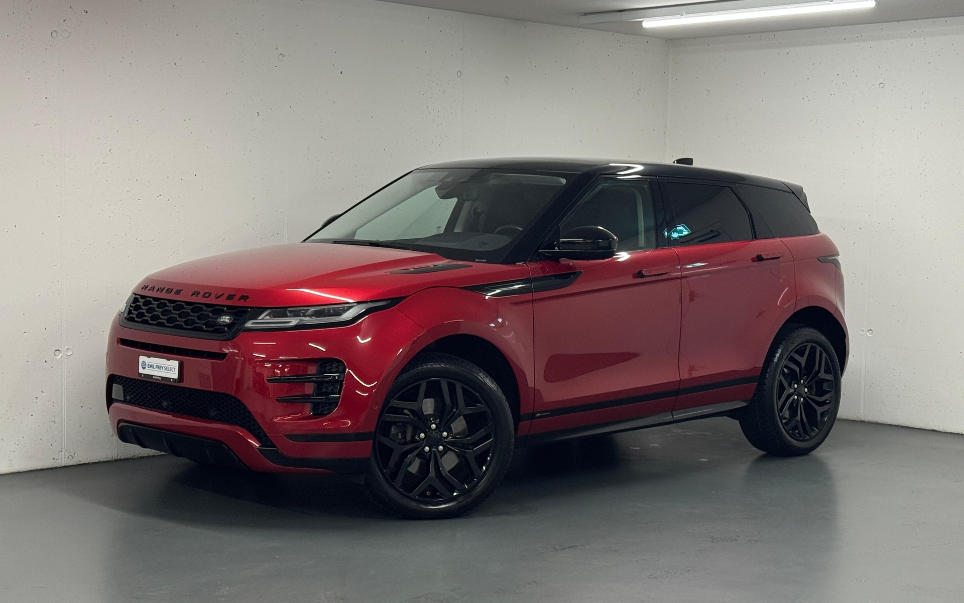 LAND ROVER Range Rover Evoque 2.0 D 240 R-Dynamic SE-image-1