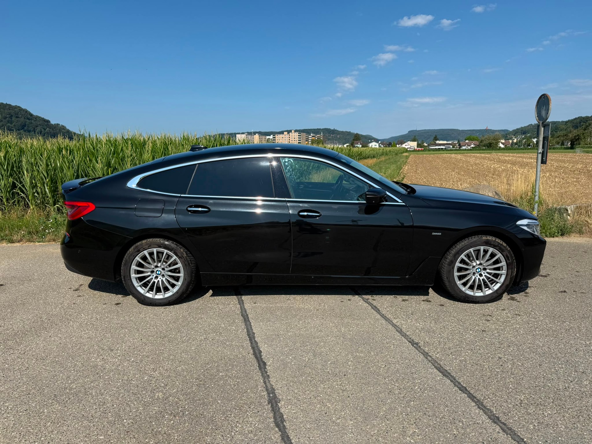 BMW 630d GT xDrive Luxury Line Steptronic-image-5