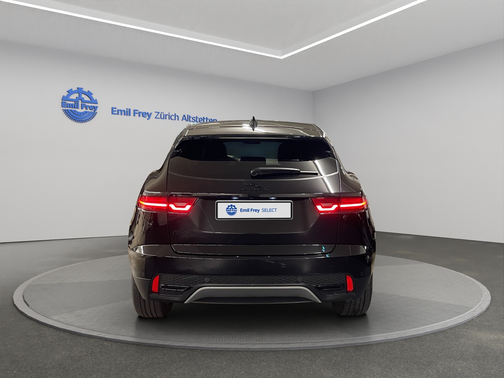 JAGUAR E-Pace 2.0 D I4 165 SE AWD-image-5
