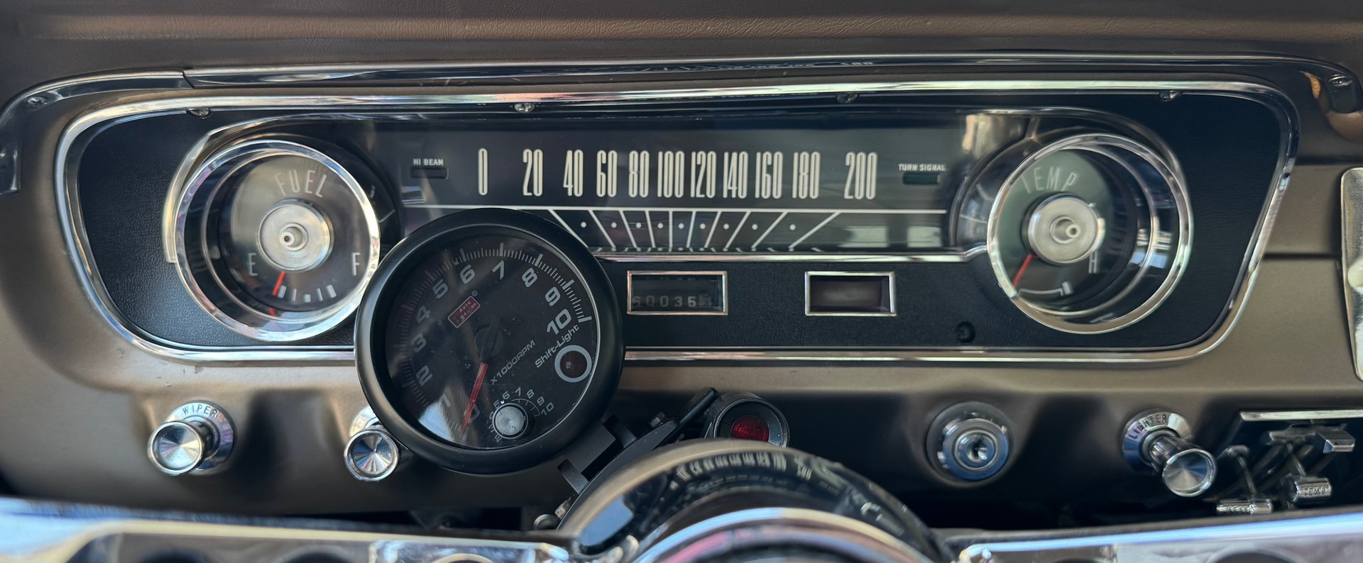 FORD V8 Fastback 302-image-17