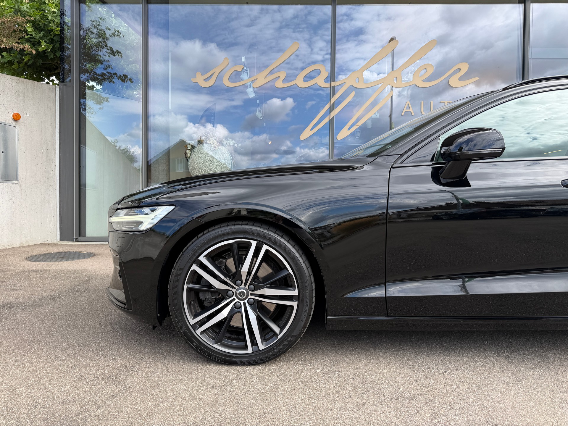 VOLVO V60 T5 R-Design Geartronic-image-5