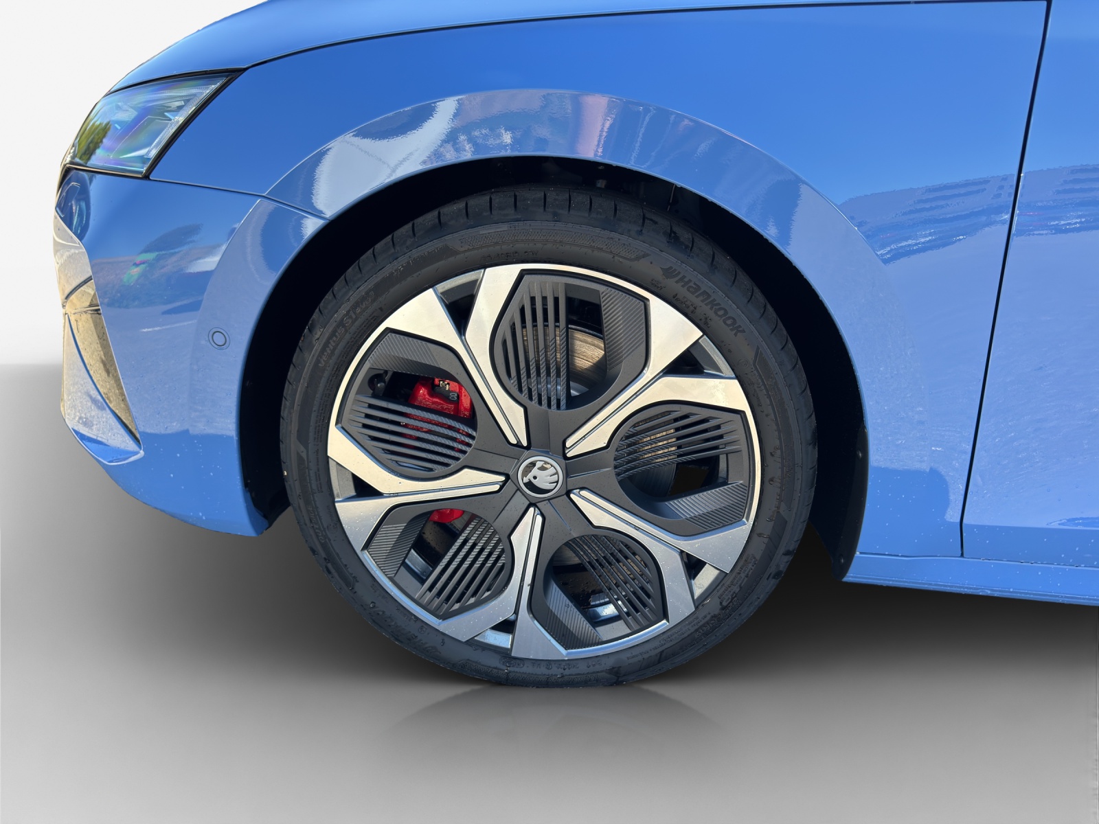SKODA Octavia RS 30 Years Edition-image-13