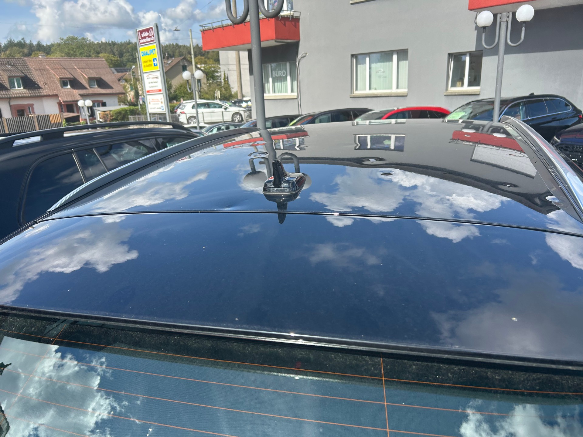 AUDI Q5 2.0 40 TDI quattro S-Tronic CH FZ MIT GRARIS SERVICE-image-9