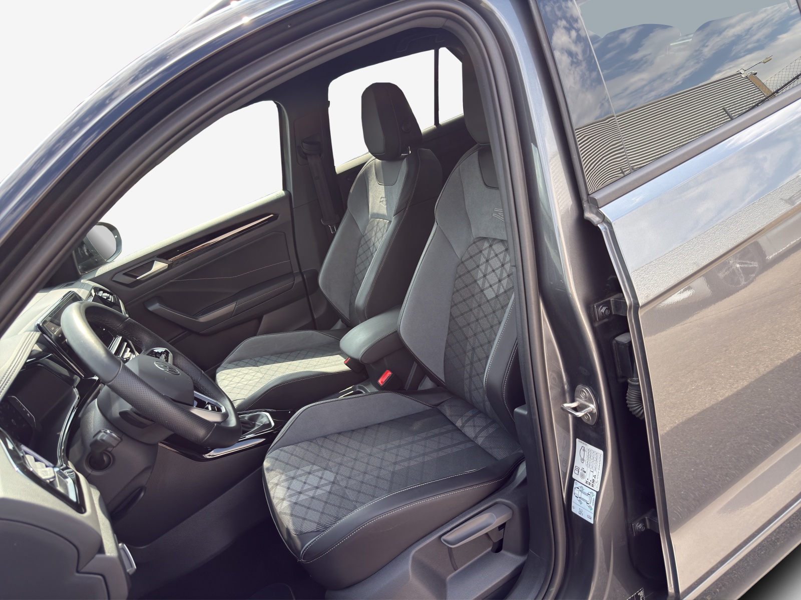 VW T-Roc 1.5 TSI EVO R-Line DSG-image-7