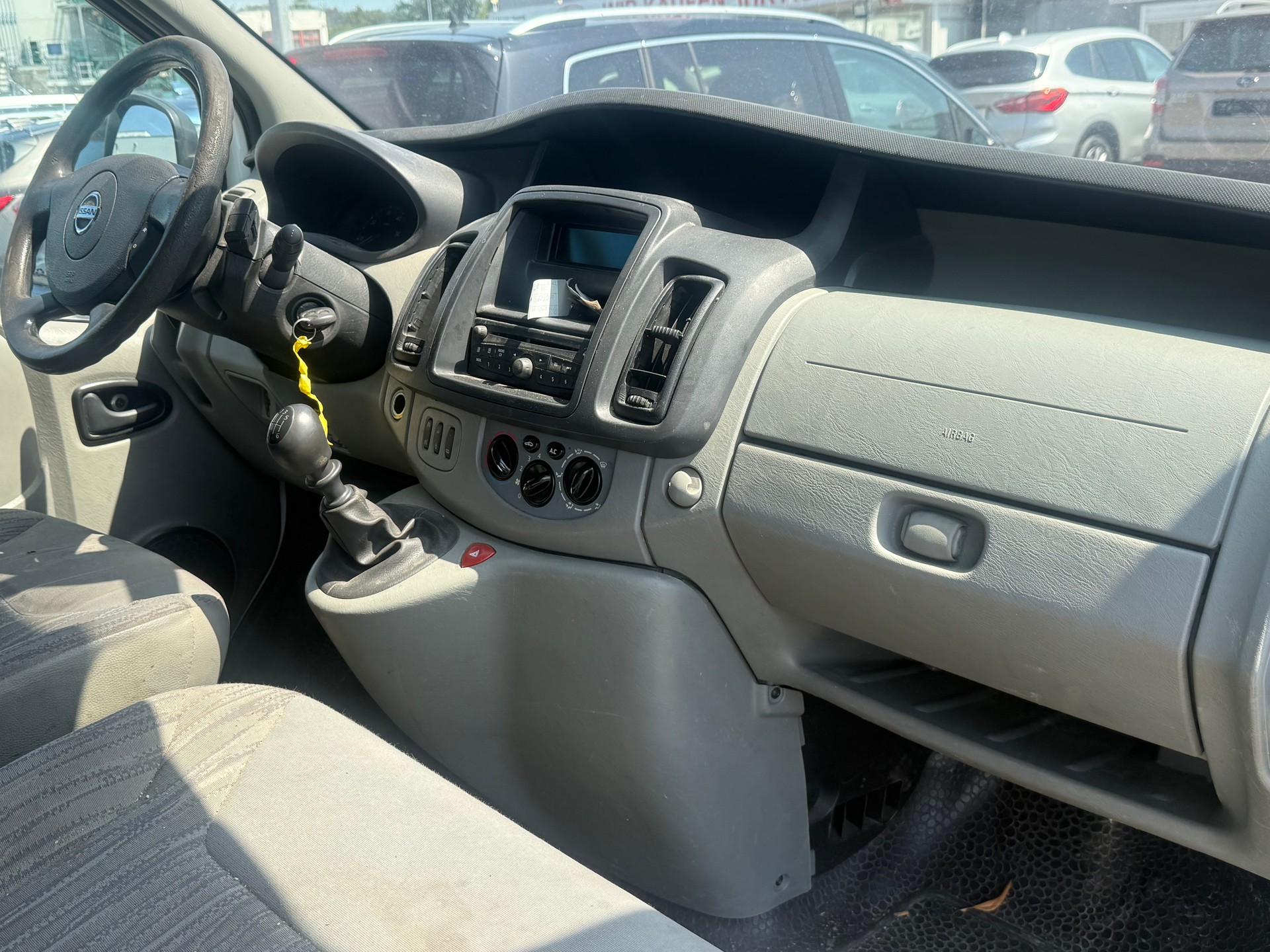 NISSAN Primastar 2.0dCi 115 L1H1 Comfort 2.9t-image-5