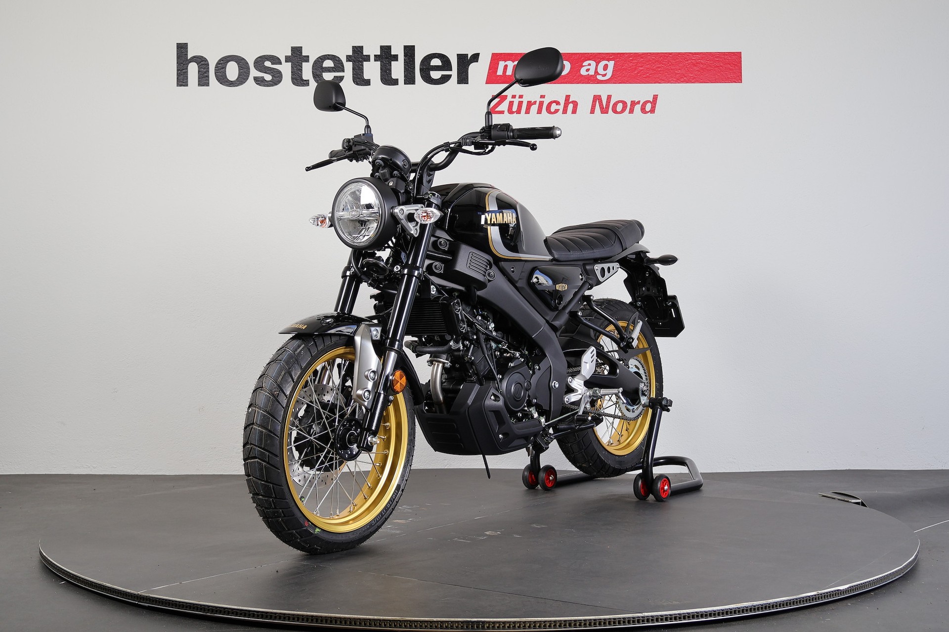 YAMAHA XSR 125 Legacy-image-5